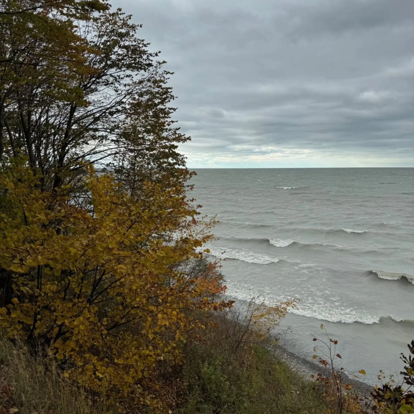 ❄🎄Plan your winter weekend with @consistently_curious in Lake County, OH! (P.S. Follow her for more travel inspo!)

&quot;When you think of lakeside getaways, your mind may immediately drift to the summer season. However, Lake County, Ohio, proves t