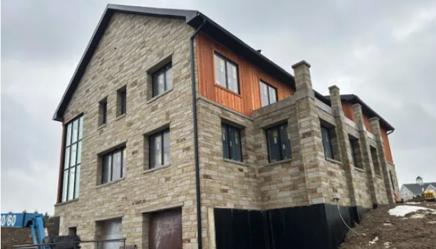 Feral Hot Glass owner working toward opening | Gallery Glances