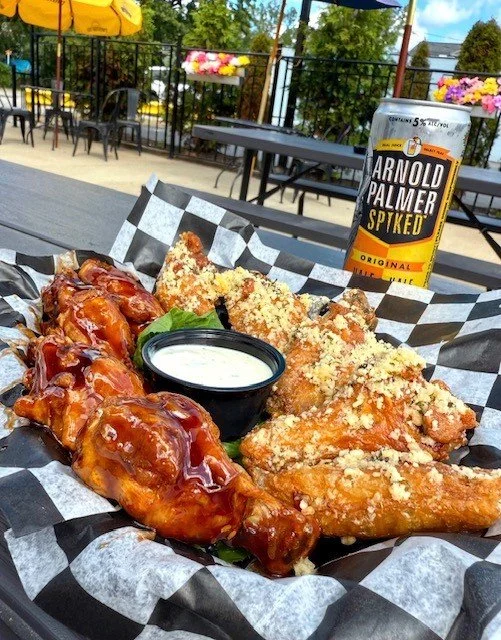 outdoor wings.jpg