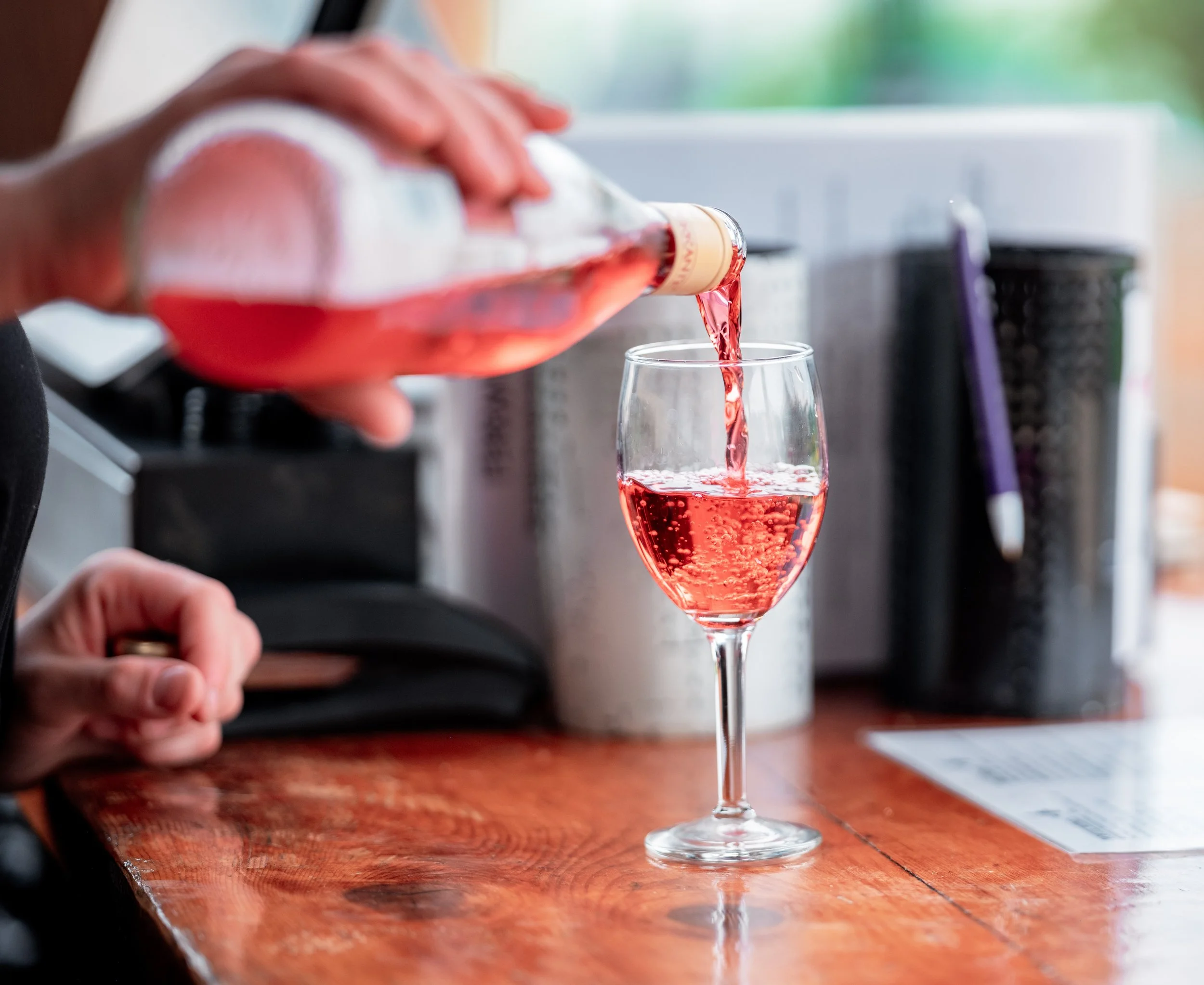 wineglass.jpg