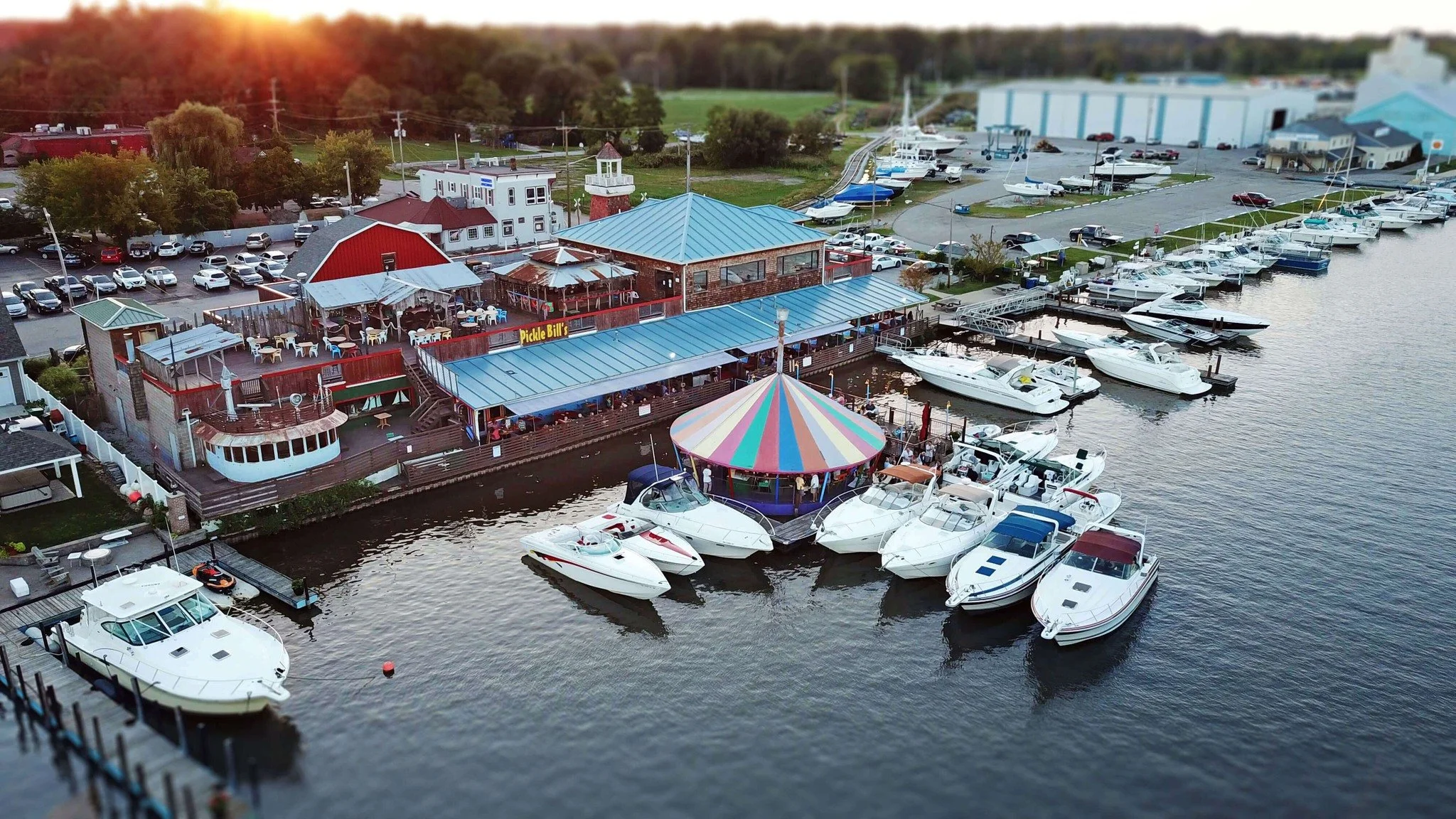 3 Restaurants with Waterside Vibes and Live Music in Lake County, OH