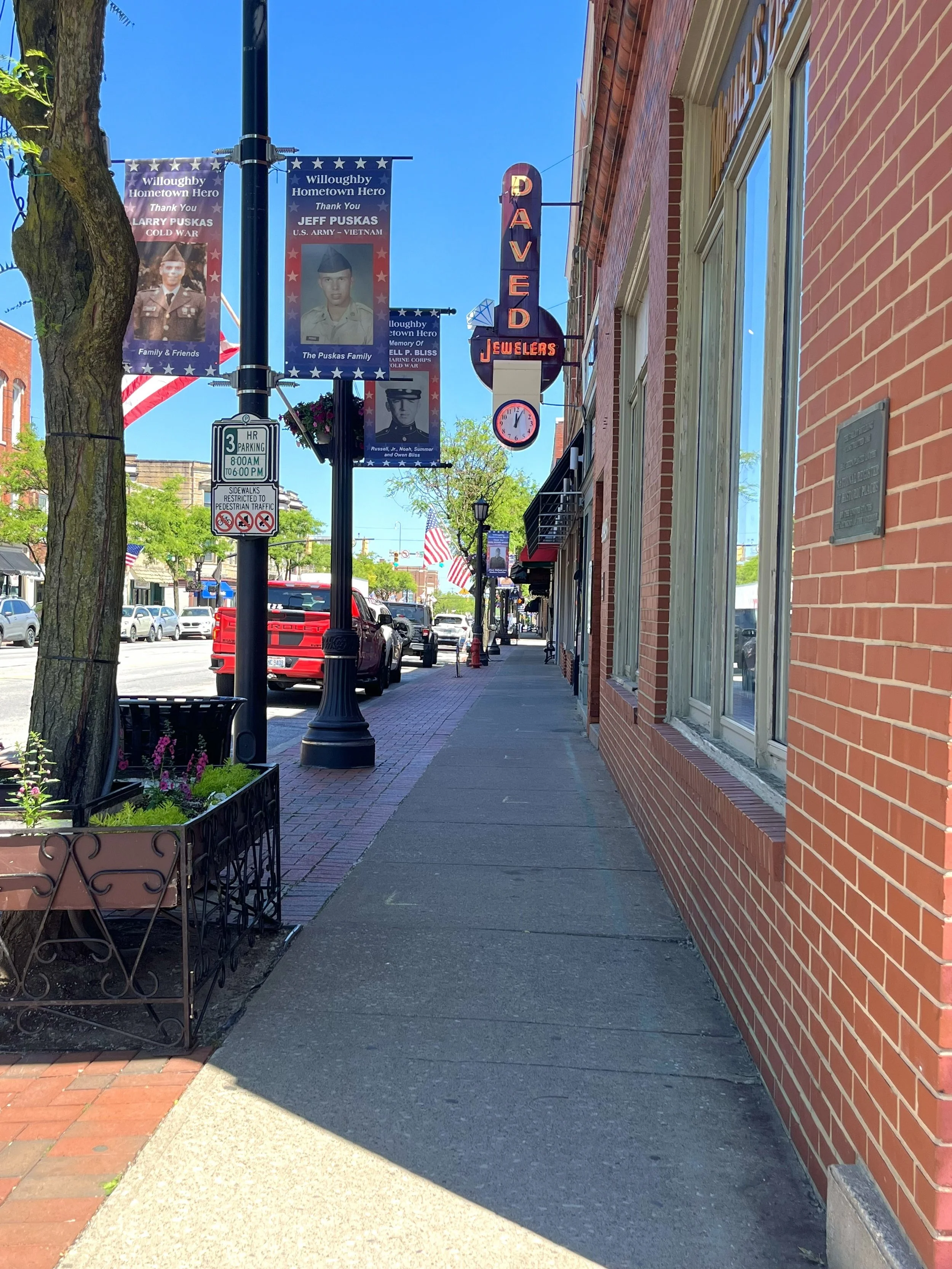 Spend a Sunny Day in Downtown Willoughby 