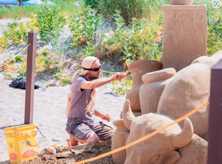 Lake Erie Sand Sculpture returns to Lake County