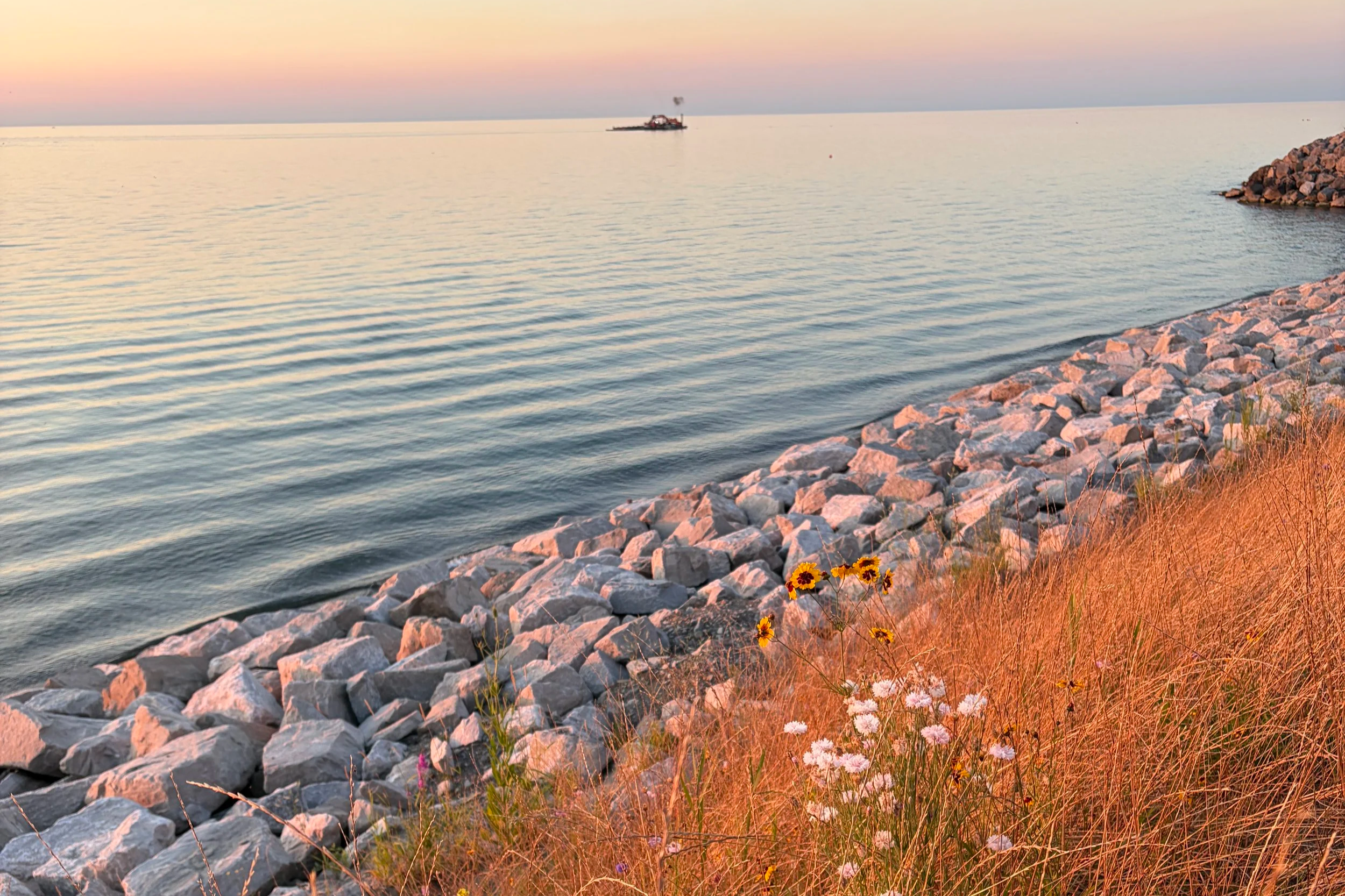 A Perfect Summer Day: Beach, Brunch, &amp; Wine in Lake County, Ohio