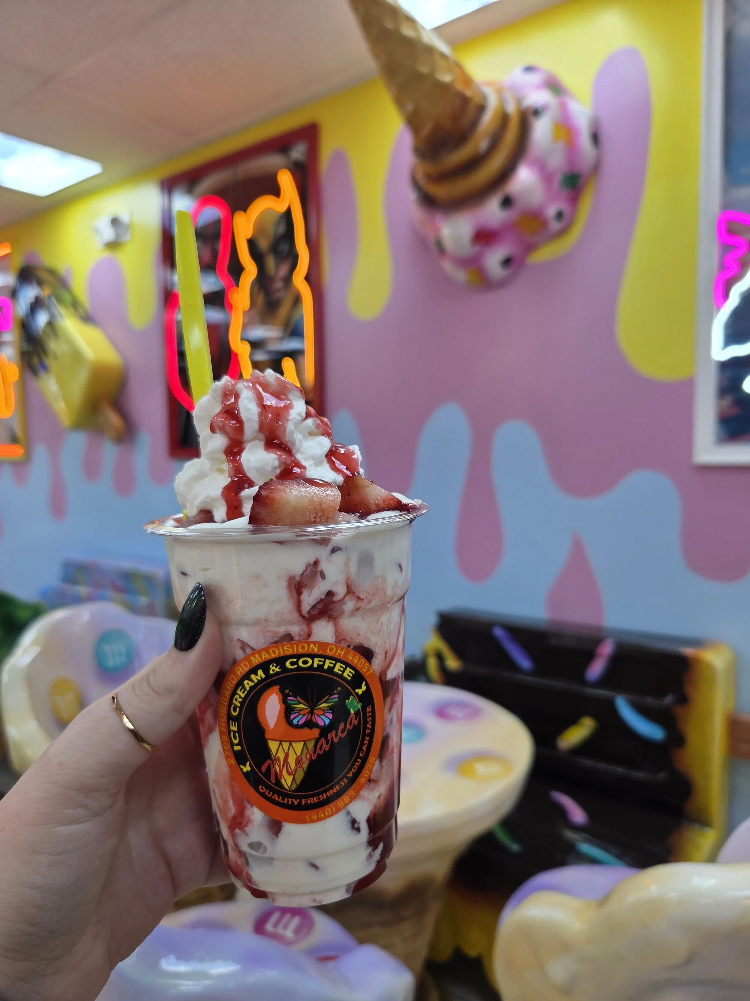 Monarca Ice Cream &amp; Coffee