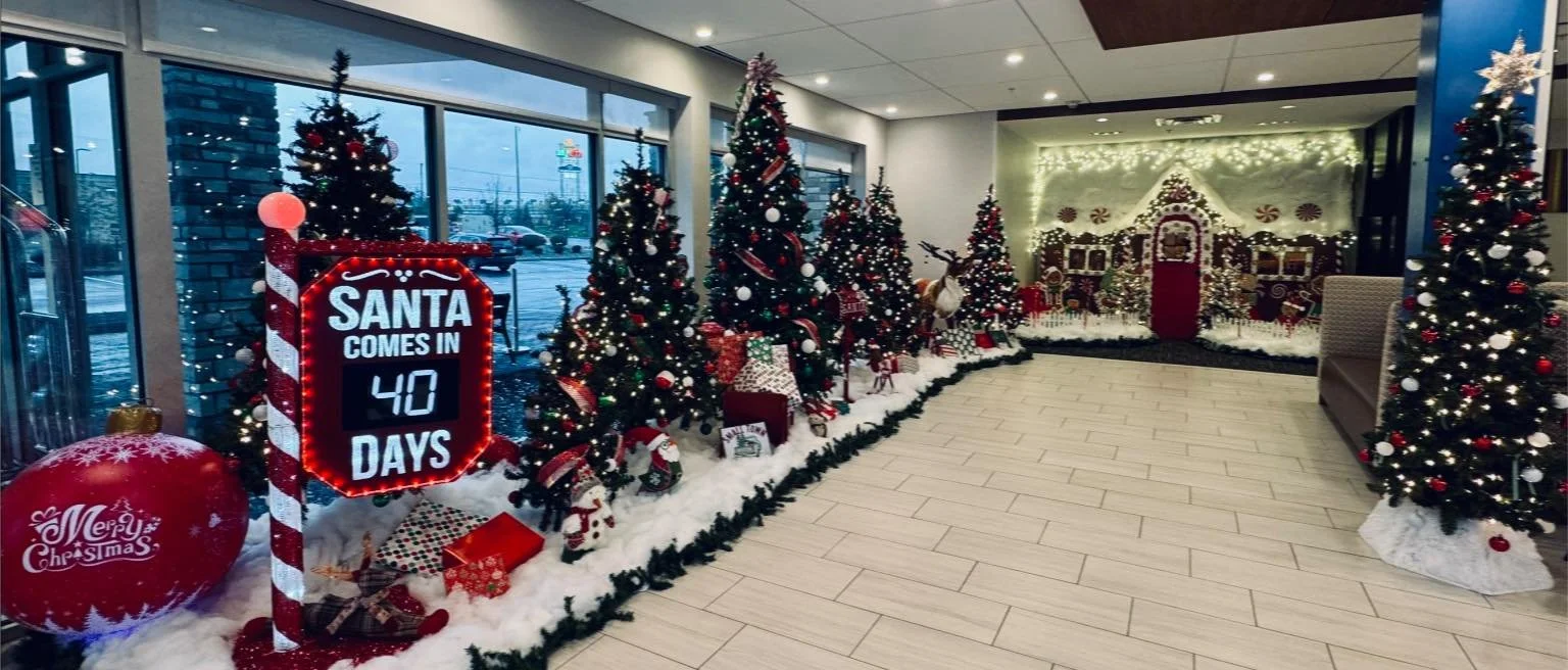 Holiday Inn Lobby_2024.jpg
