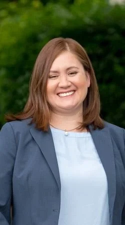 Nikki Foster Headshot