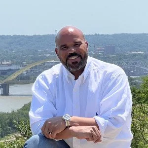 Bernard Mundy Headshot