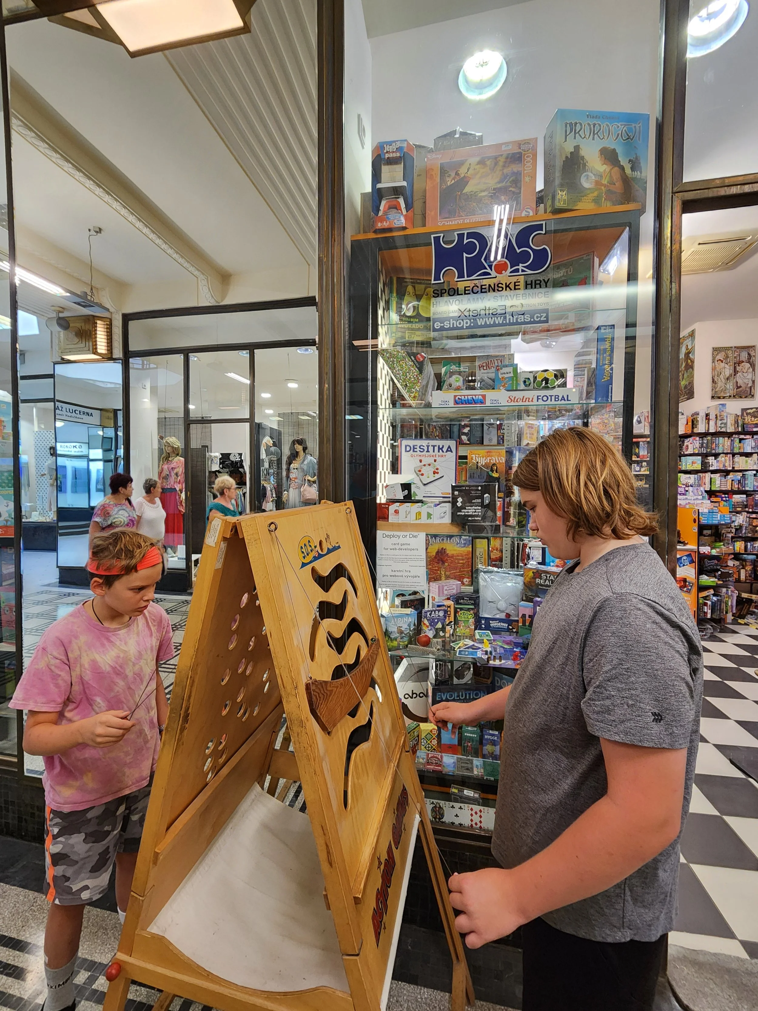 HRAS, a great puzzle store we visited several times