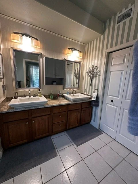 PHOTO-2025-04-08-16-28-38.jpg (Copy)