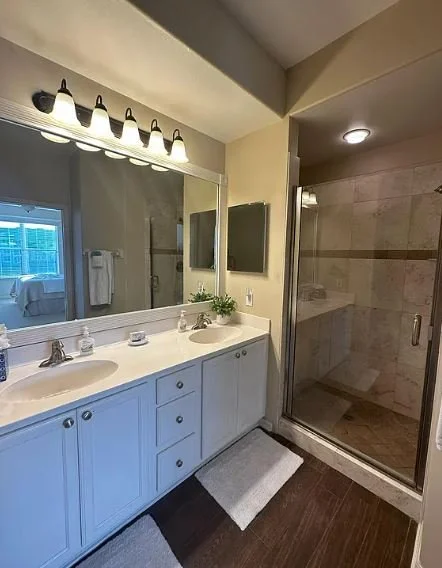 master bath.JPG