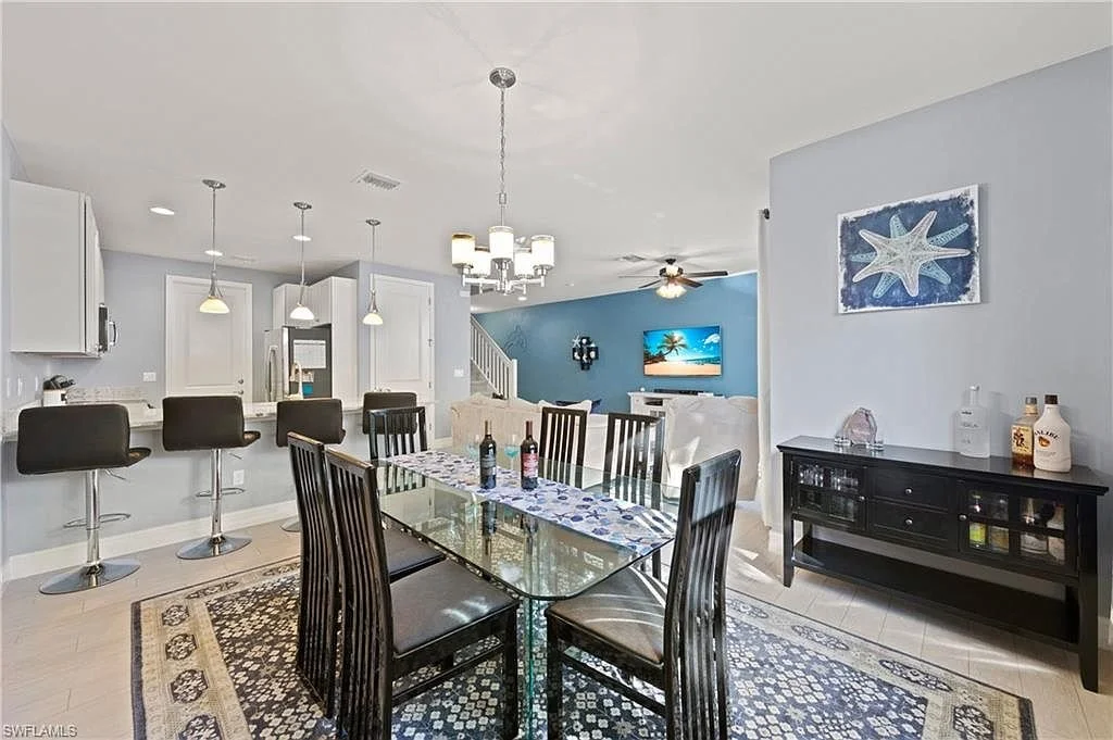 Dining Room.jpg