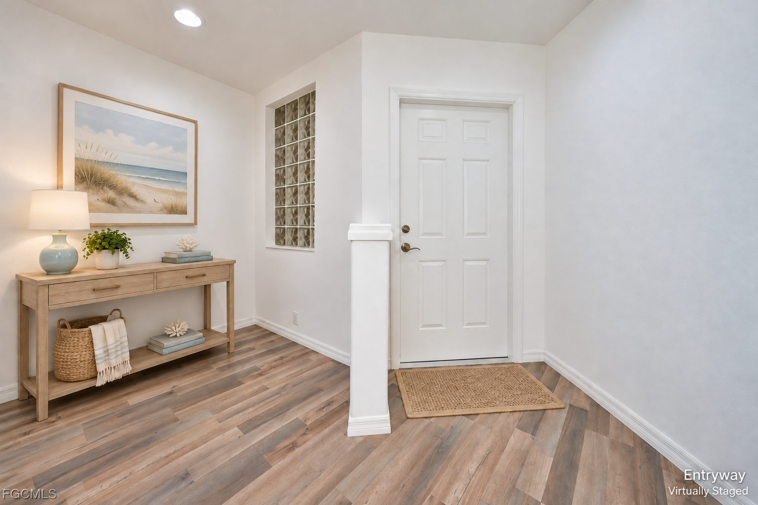 Elegant virtually staged entryway-23.png