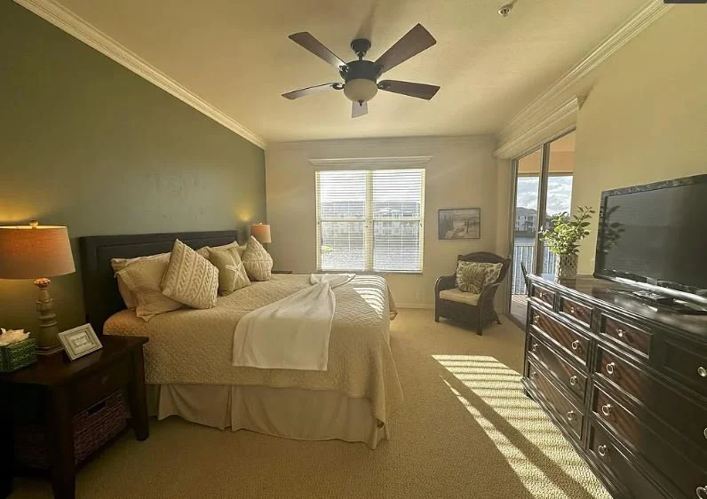 master bedroom 2.JPG