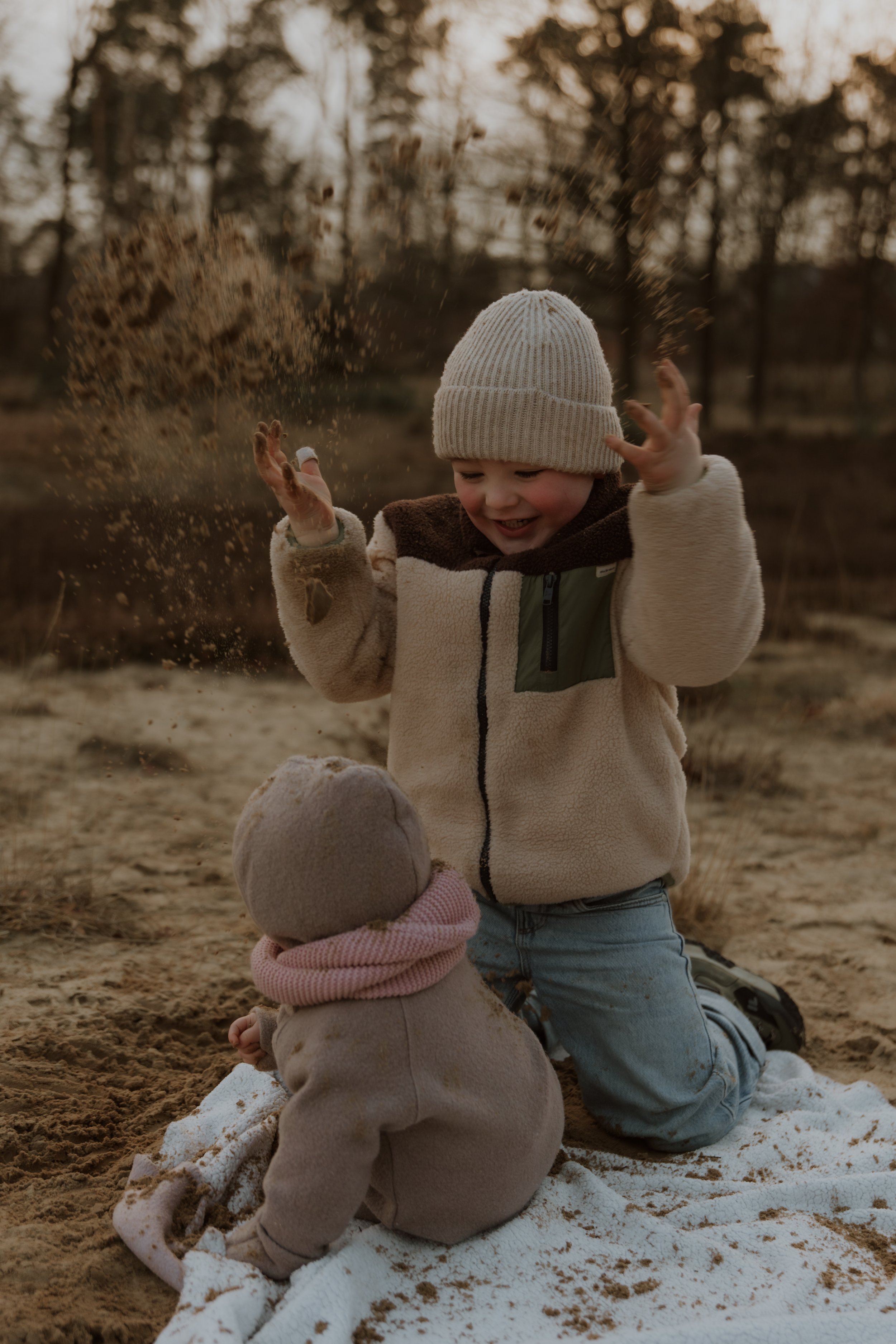 natalie-fotografie-familienshooting-Neugeborenen-osnabrueck-fotografin-bramsche-fotograf-rieste-fotoshooting-ankum-bersenbrück-alfhausen-familie-newbornshooting