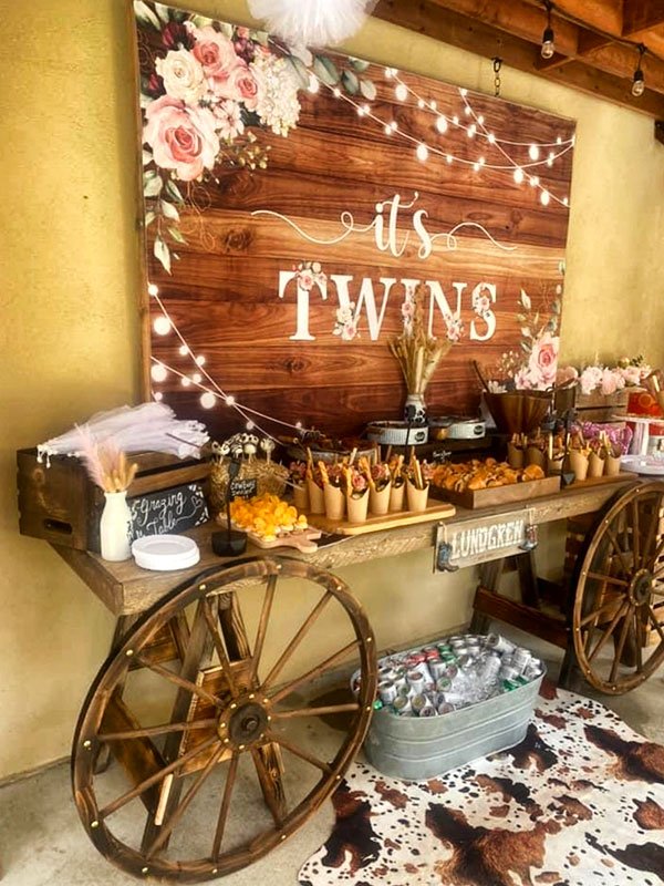 Rustic-Wagon-Wheel-Grazing-Table.jpg