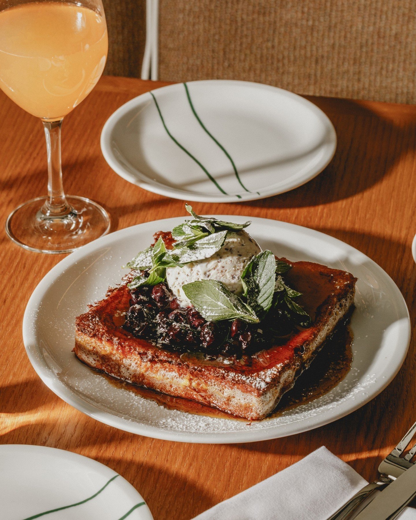 For Mother&rsquo;s Day, @lifeunphiltered shared his recipe for Italian-style French toast with @thevancouversun ~ fruit conserva, fresh mint, maple syrup, and a scoop of stracciatella gelato&hellip;just as it&rsquo;s done for brunch at Elio. 
🌞 
For