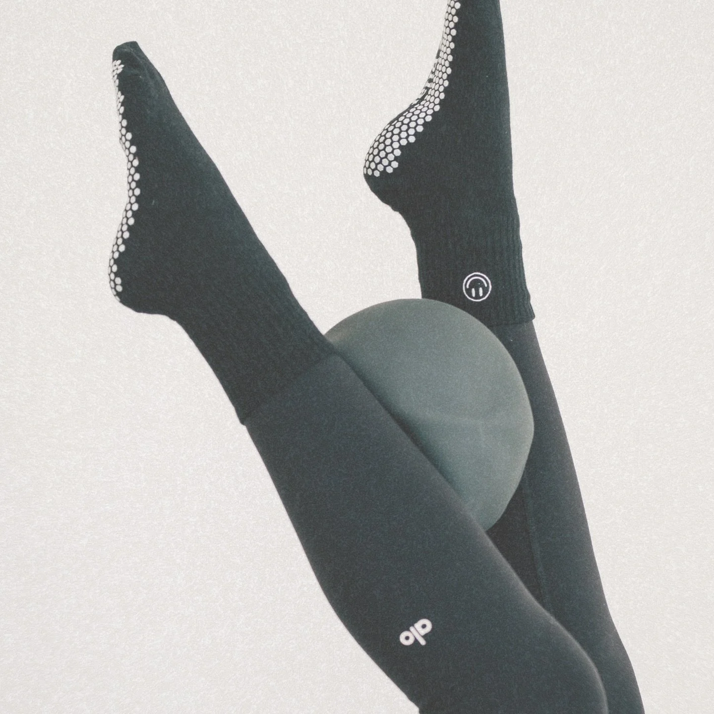 caught in the act.

#pilates #reformerpilates #wellness