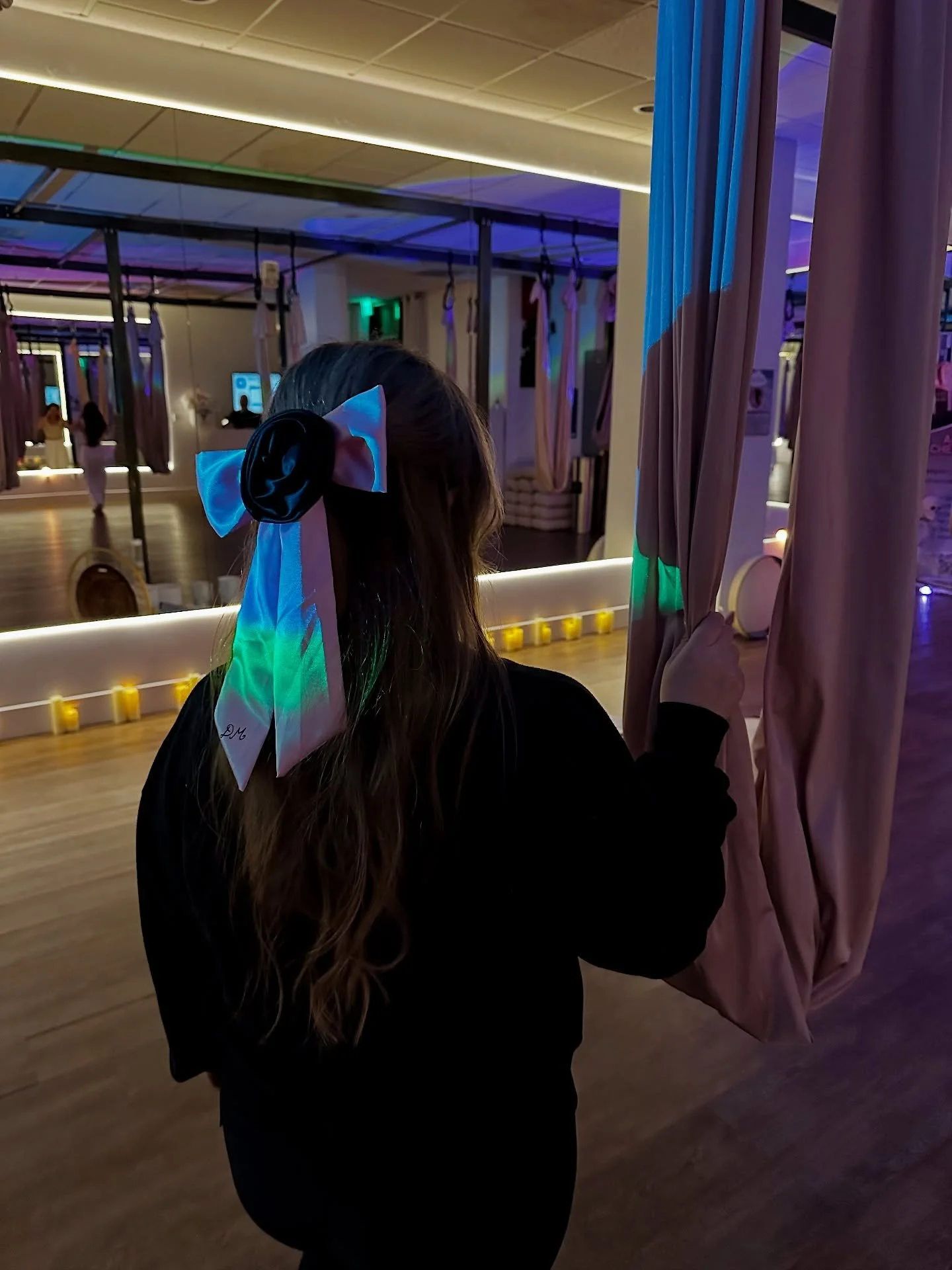 The House of Neptune&rsquo;s first event!!!
It was an incredible night filled with angelic sounds, oracle cards and sisterhood&hellip;stay tuned for upcoming gatherings!