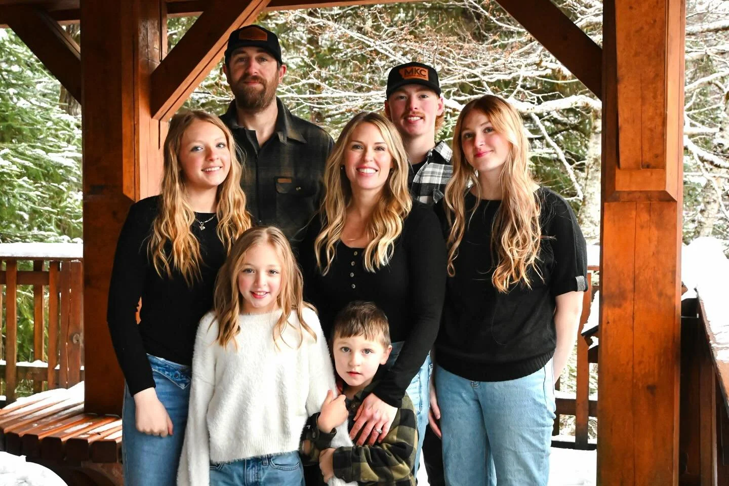 As we welcome a new year, we're filled with gratitude and humility, thinking about the journey that brought us here. We've faced struggles and made sacrifices, but it's all been worth it to give our 5 kids a unique upbringing that grounds them in wha