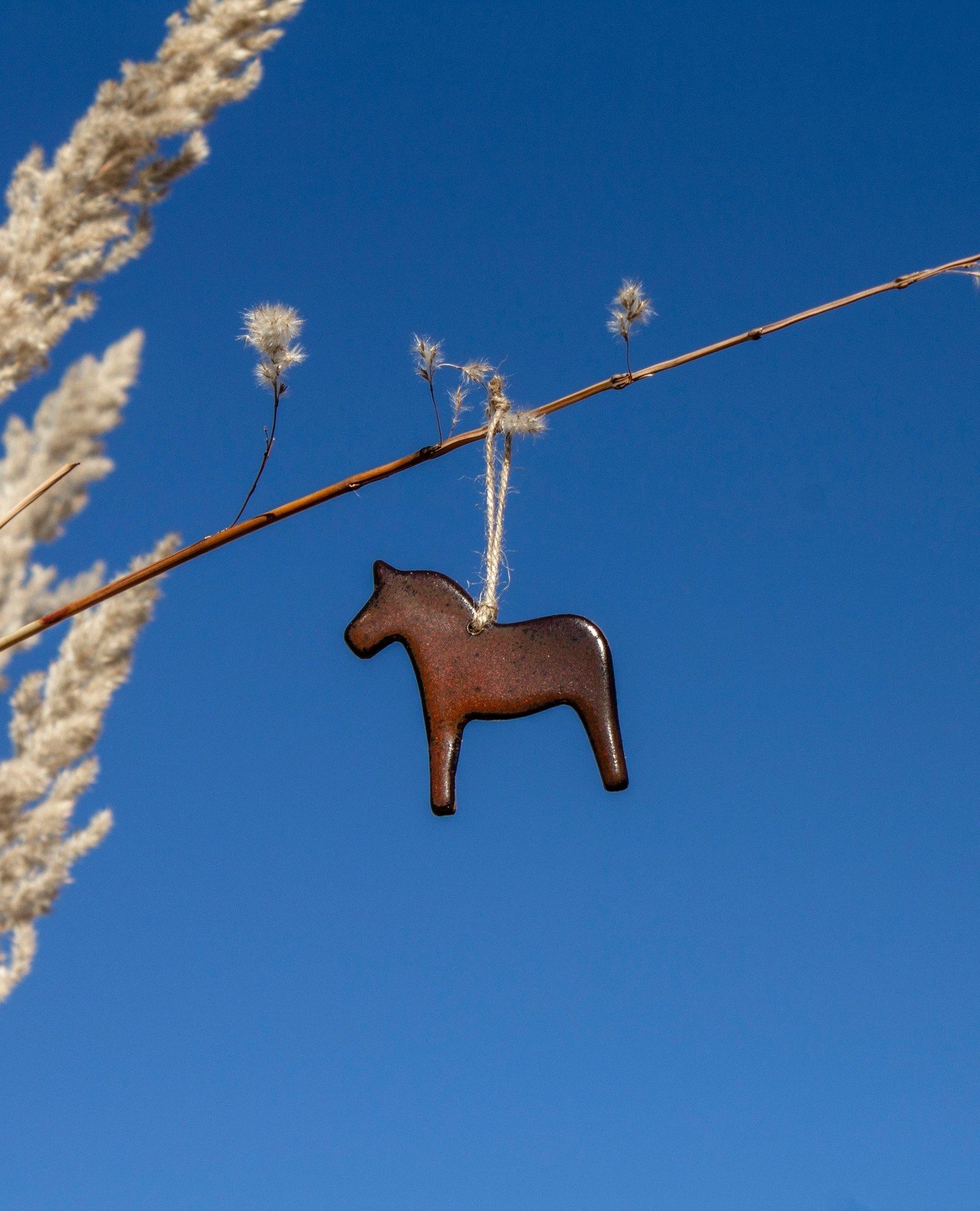 Our last two in person markets roll in this weekend ⭐️⁠
⁠
If you&rsquo;re hunting for gifts with a little heart behind them, come find us:⁠
⁠
Castor @ Madewell Cherry Creek⁠
December 13 | 12&ndash;4 PM | Denver, CO⁠
Back inside Madewell for another r