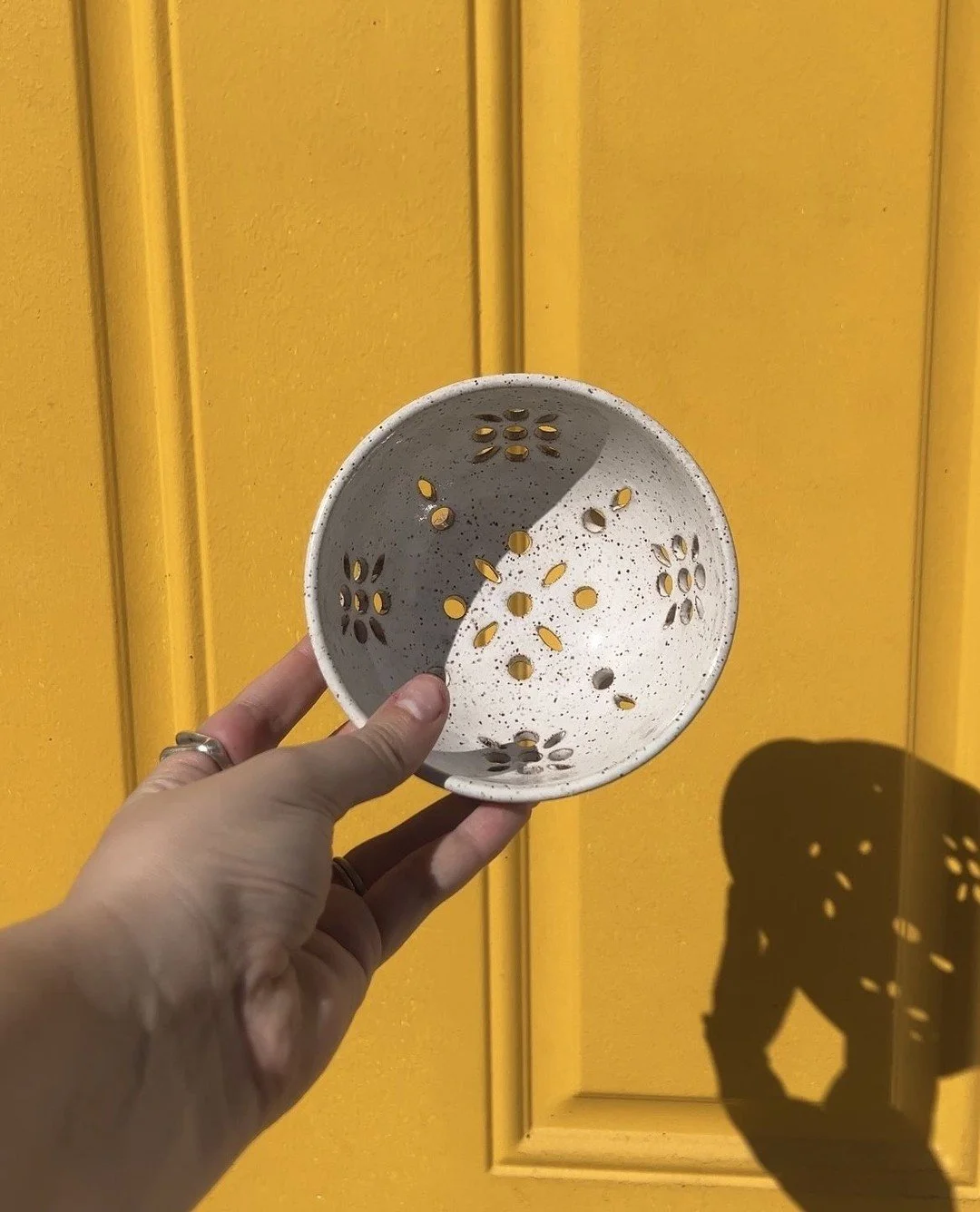 Artist hack: paint your studio door your favorite color 🙂&zwj;↕️☀️