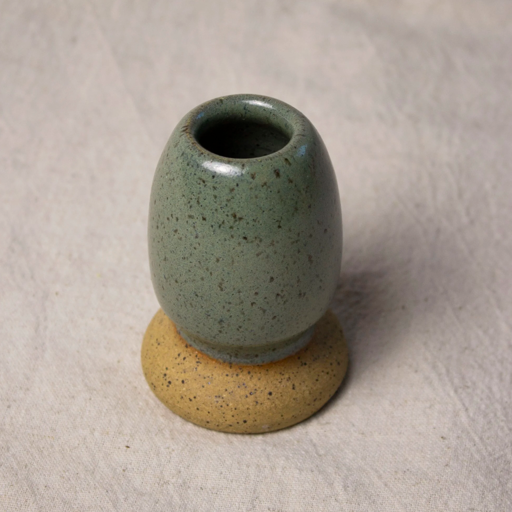 Handmade stoneware matcha whisk holder (chasen stand) that keeps your bamboo whisk’s shape. Dishwasher safe. Made by hand in Denver, CO by Castor Ceramics.