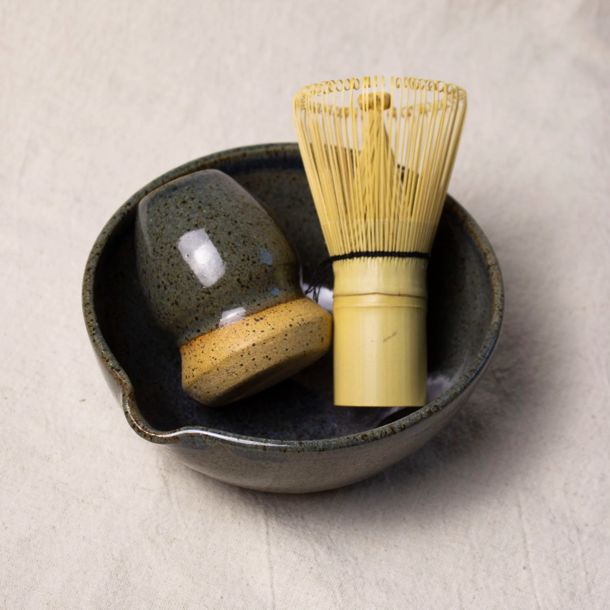 Ceramic Matcha Bowl with Spout, 12 oz, Handmade | Castor Ceramics