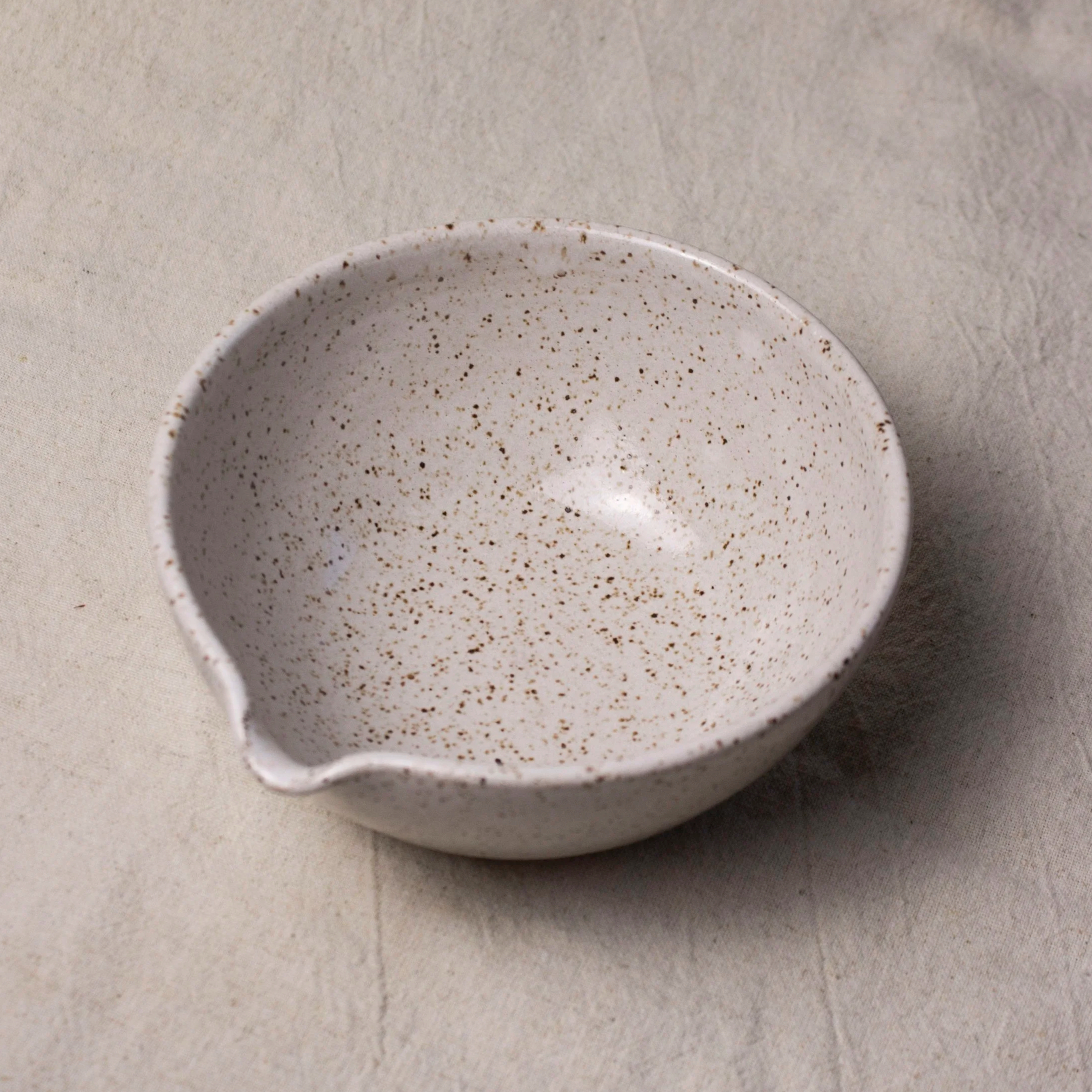 Ceramic Matcha Bowl with Spout, 12 oz, Handmade | Castor Ceramics