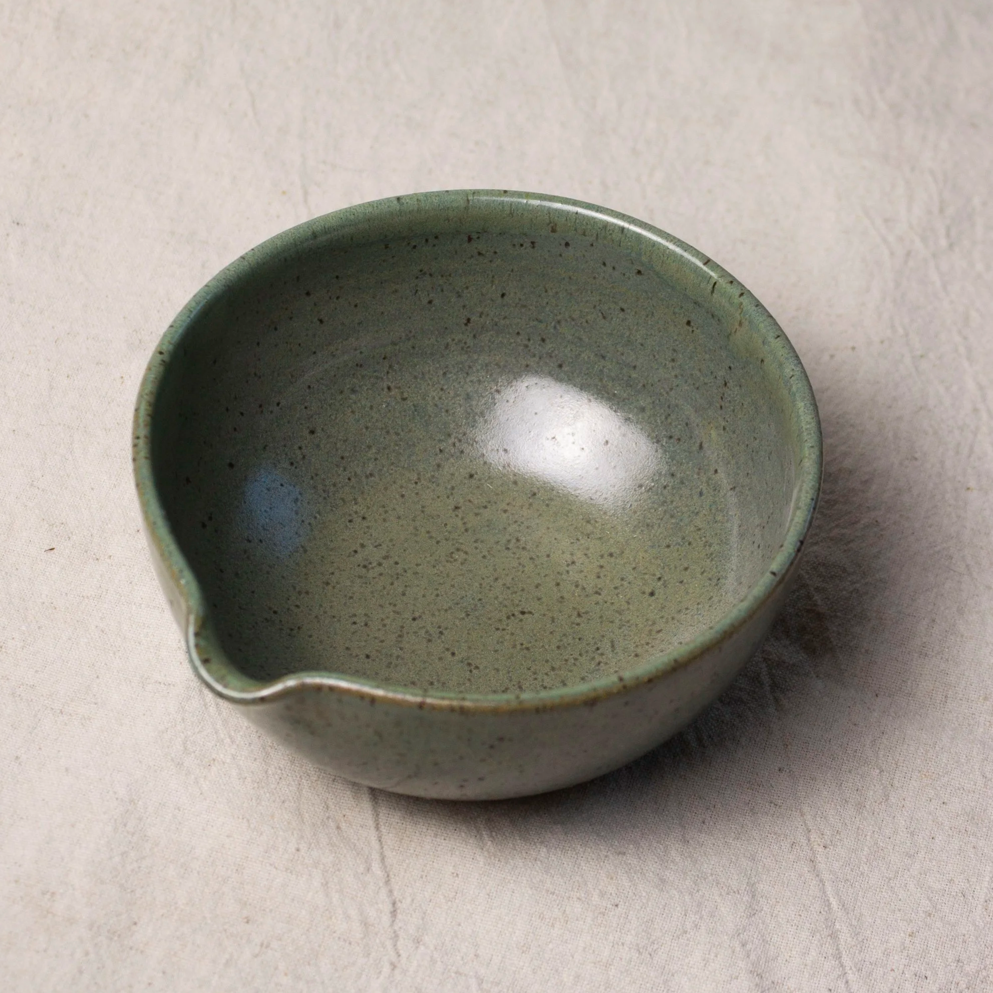 Ceramic Matcha Bowl with Spout, 12 oz, Handmade | Castor Ceramics