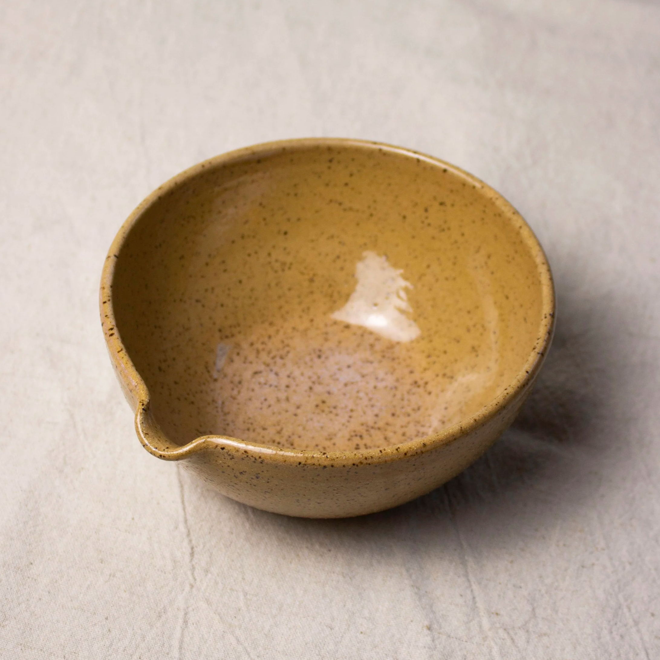 Ceramic Matcha Bowl with Spout, 12 oz, Handmade | Castor Ceramics
