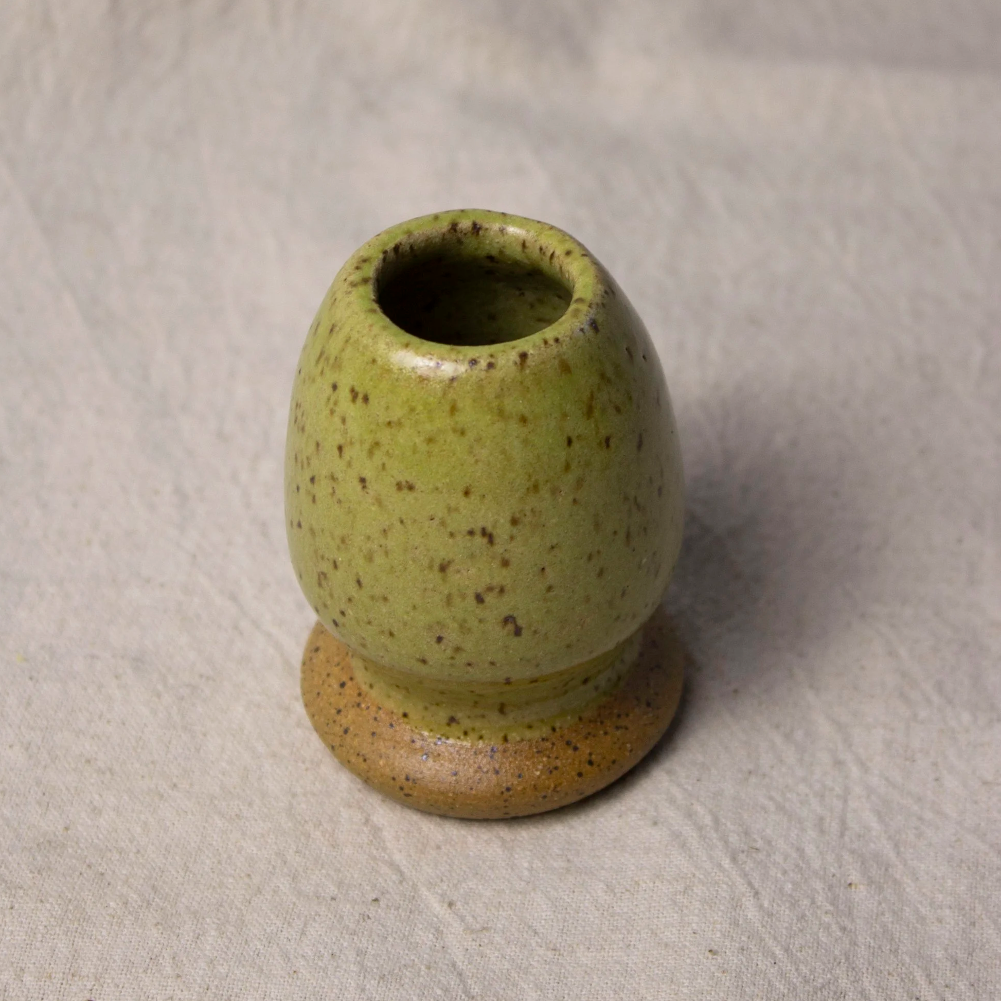 Handmade stoneware matcha whisk holder (chasen stand) that keeps your bamboo whisk’s shape. Dishwasher safe. Made by hand in Denver, CO by Castor Ceramics.