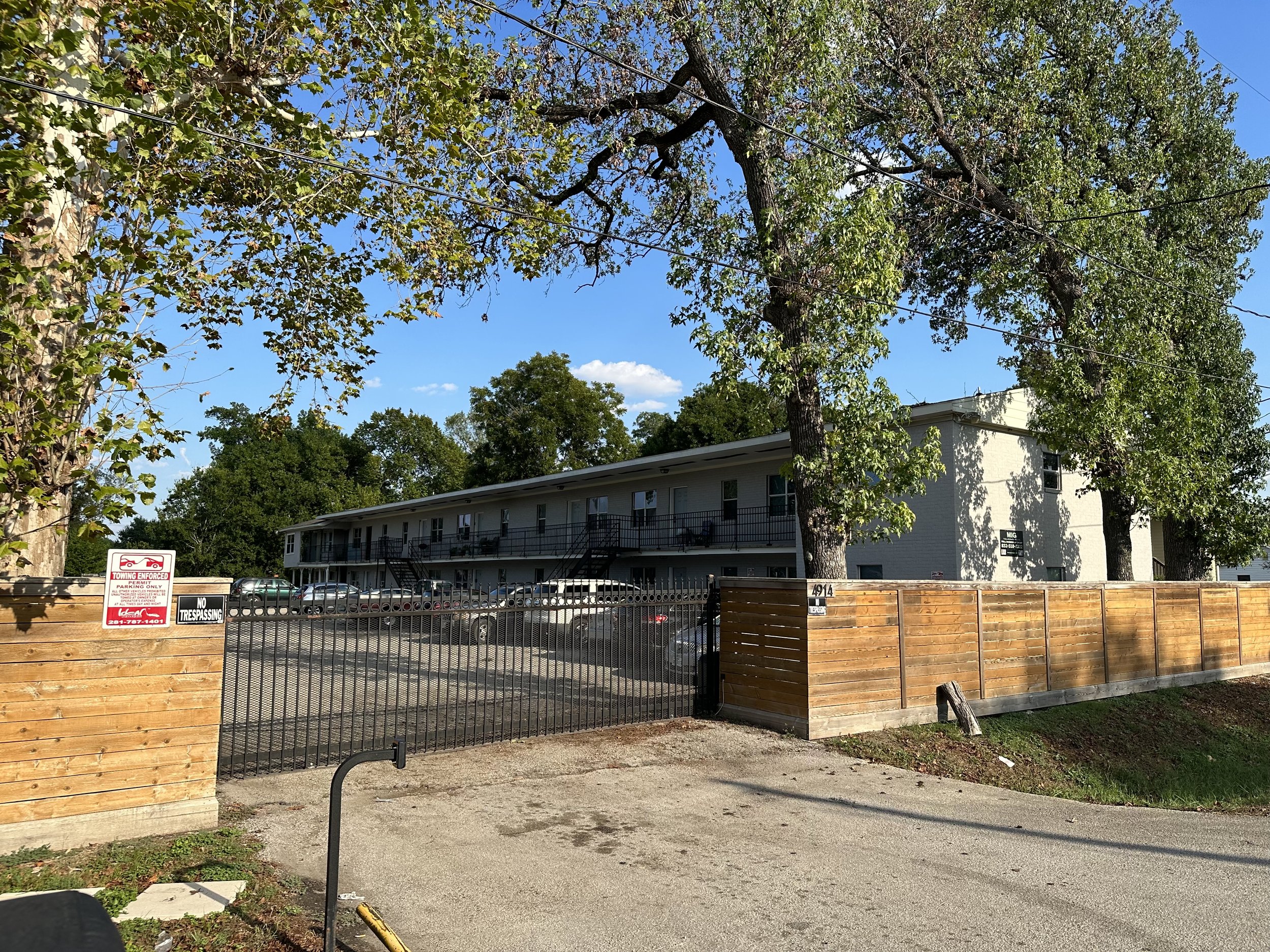 Kashmere Gardens Apartments