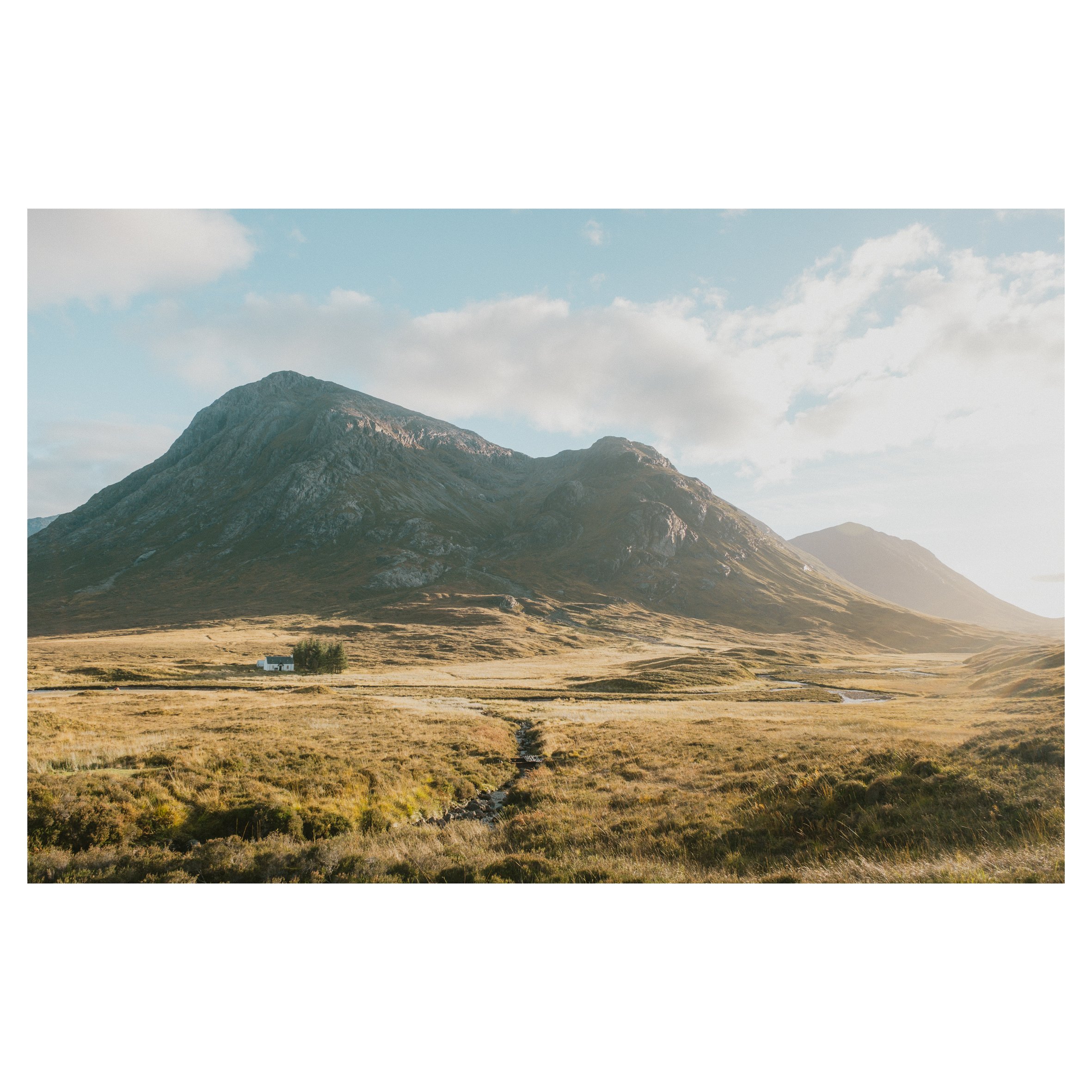 White hut in frames-04.jpg