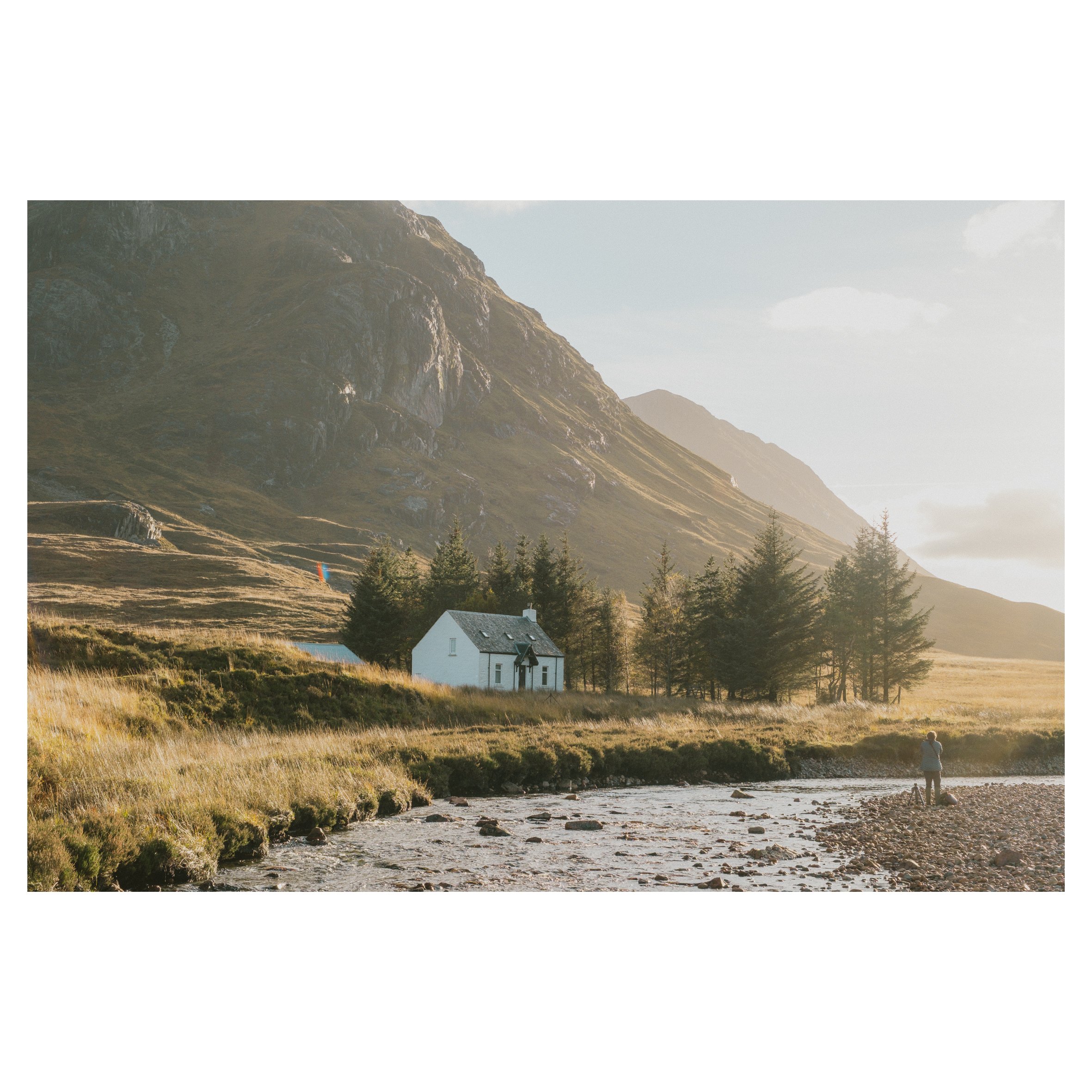 White hut in frames-13.jpg