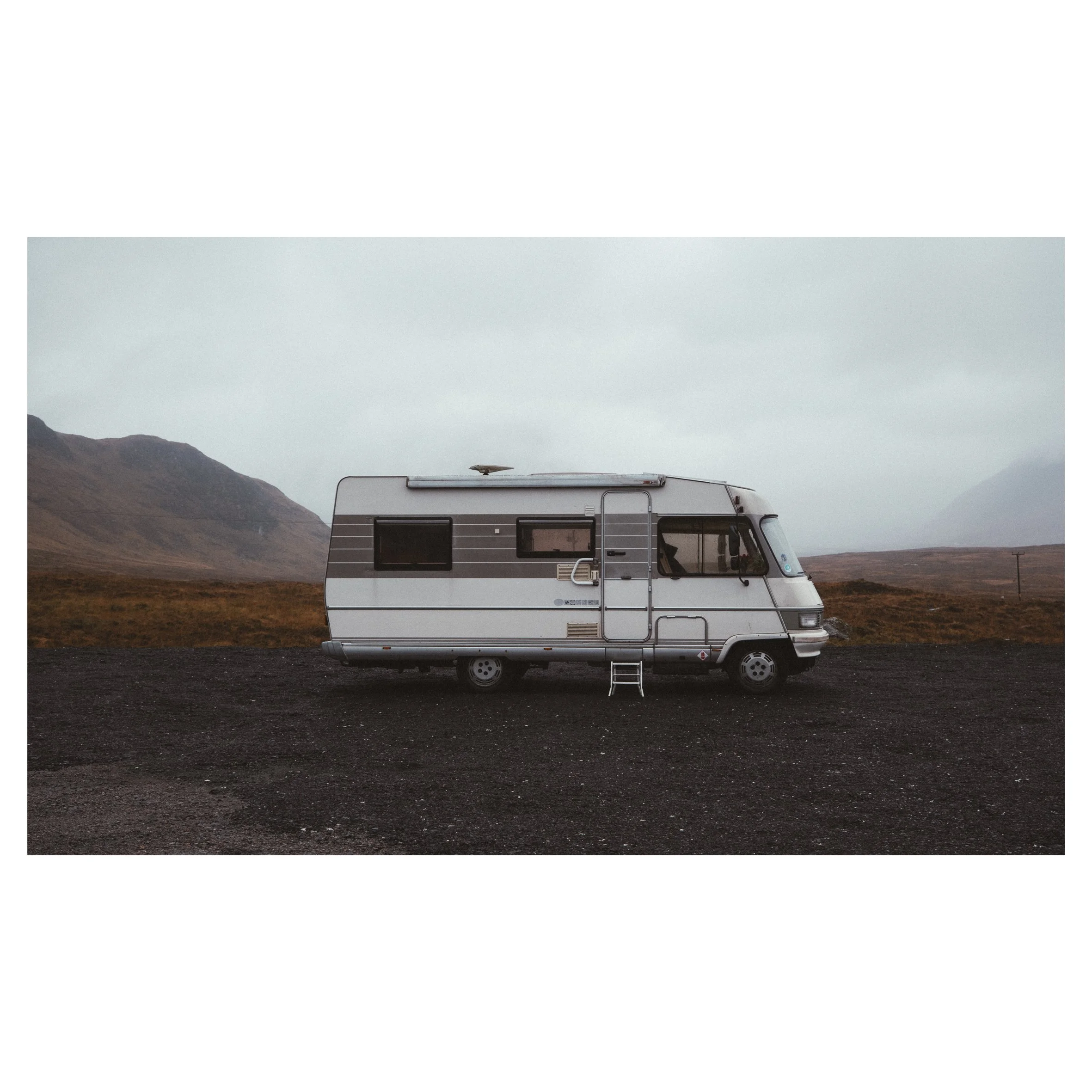 in frames-01.jpg