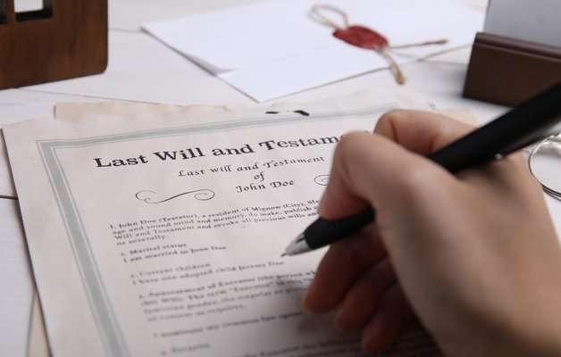4 ways you could choose to pass on assets to loved ones