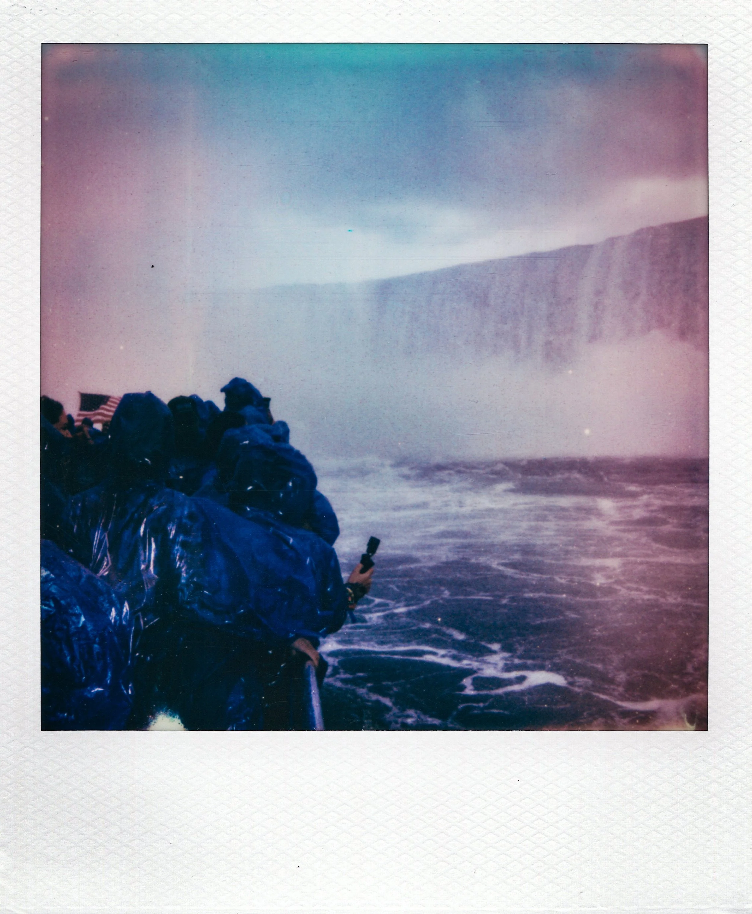 maid of the mist-2.jpg