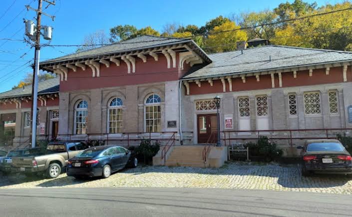 The Haunted History of the Staunton Train Depot