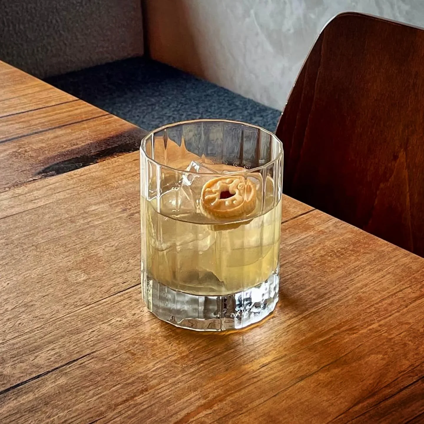 🍓 NEW TO THE SIGNATURE COCKTAIL LIST 🍓 

.. Meet our Clarified Strawberry Cheesecake 

White rum, sherry, strawberry, lemon and lime....

The Making: A lot of effort goes into this one! Ask us when you're next in and we will give you the low down o