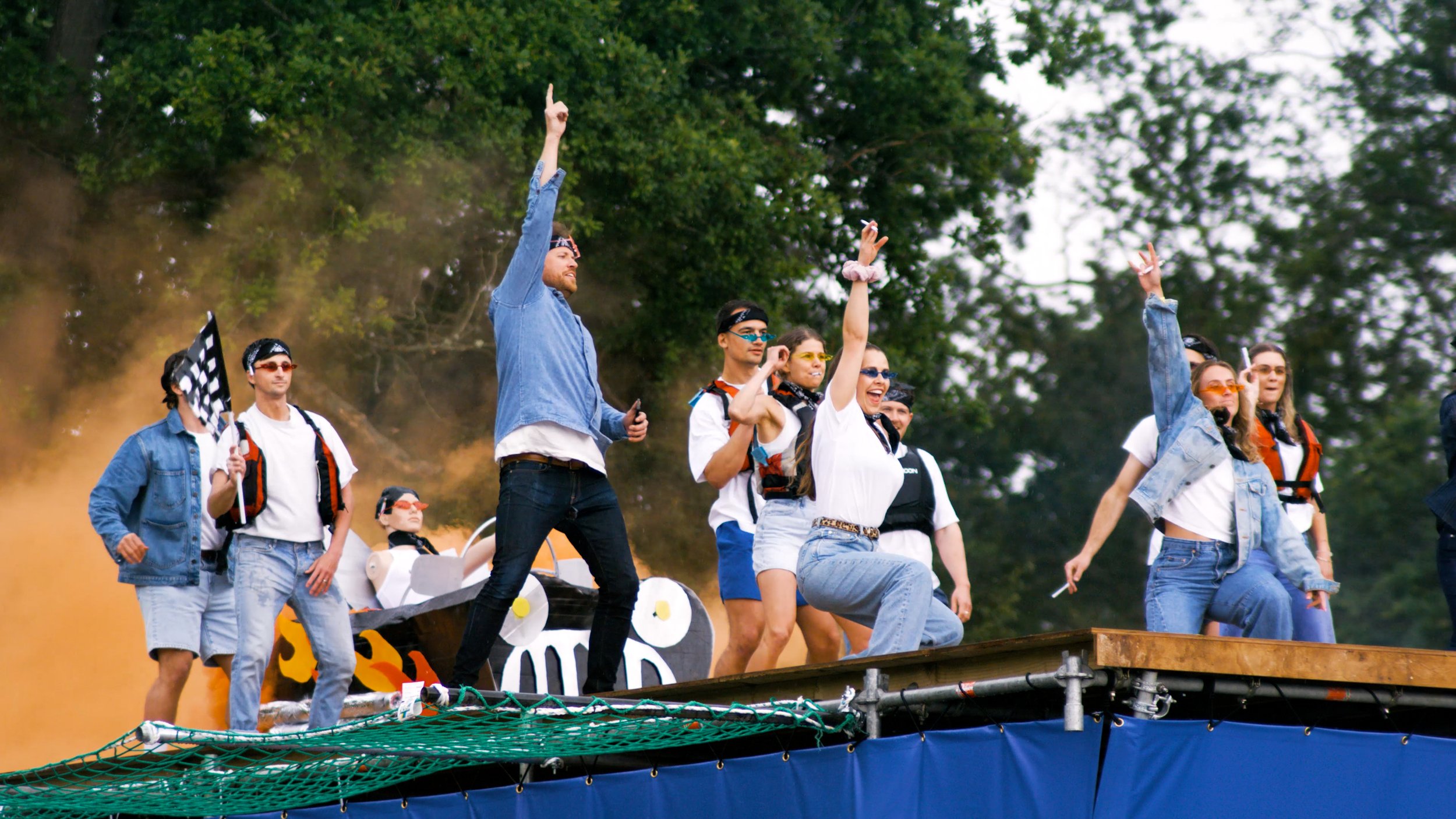 RedBull_Unite_Hero_Film_V9.00_04_14_11.Still041.jpg