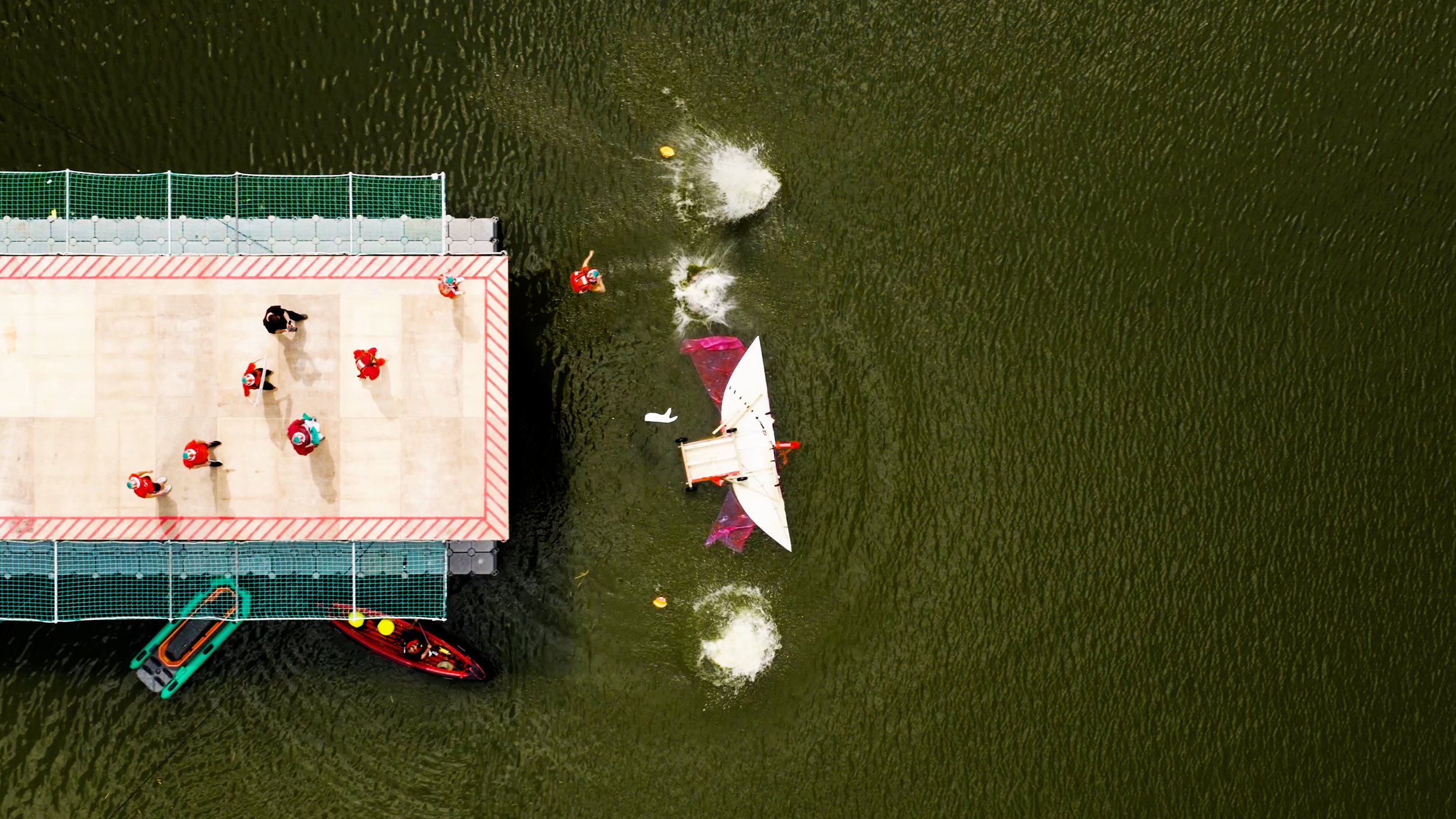RedBull_Unite_Hero_Film_V9.00_03_37_12.Still028.jpg