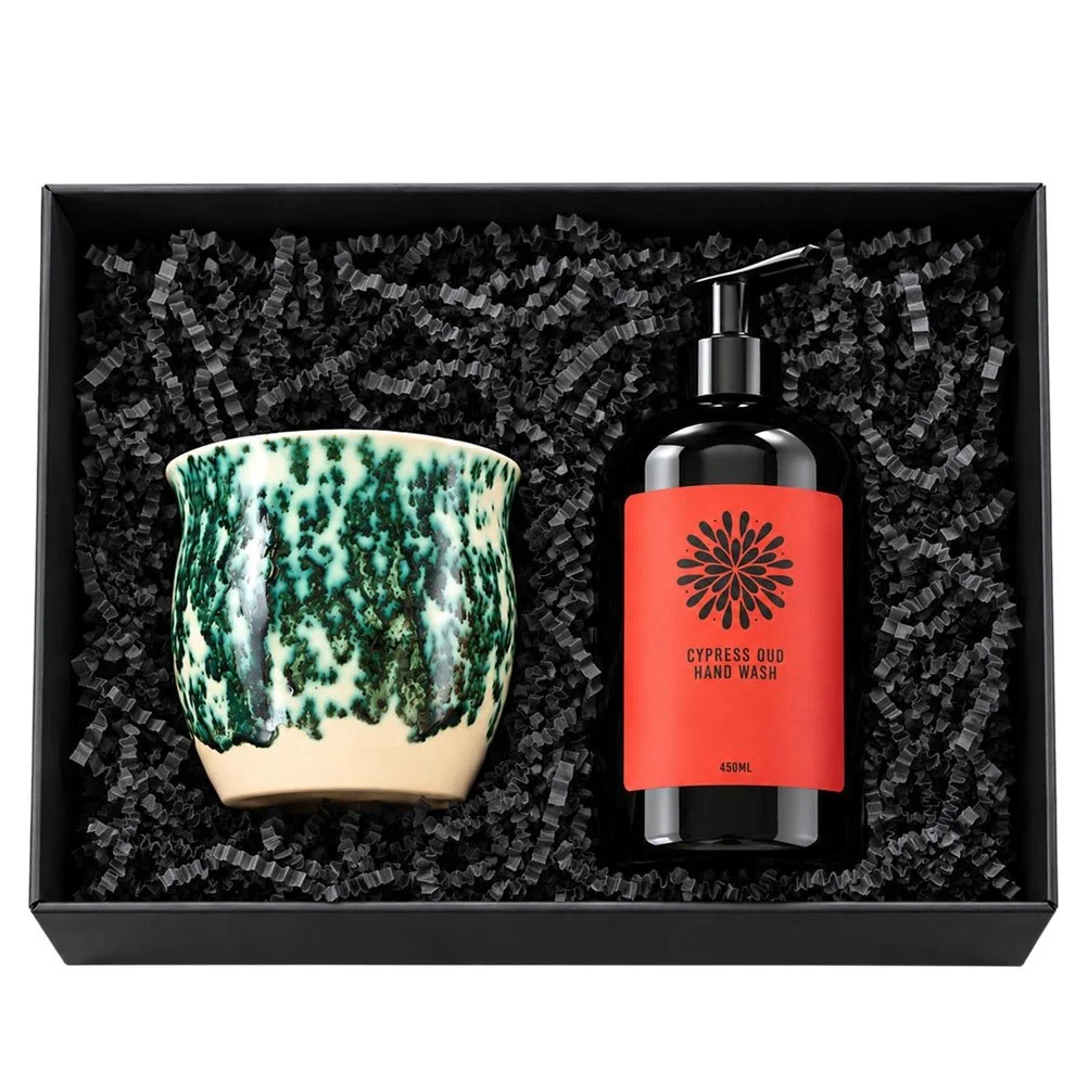 Cypress Oud Gift Set With Artisan Candle