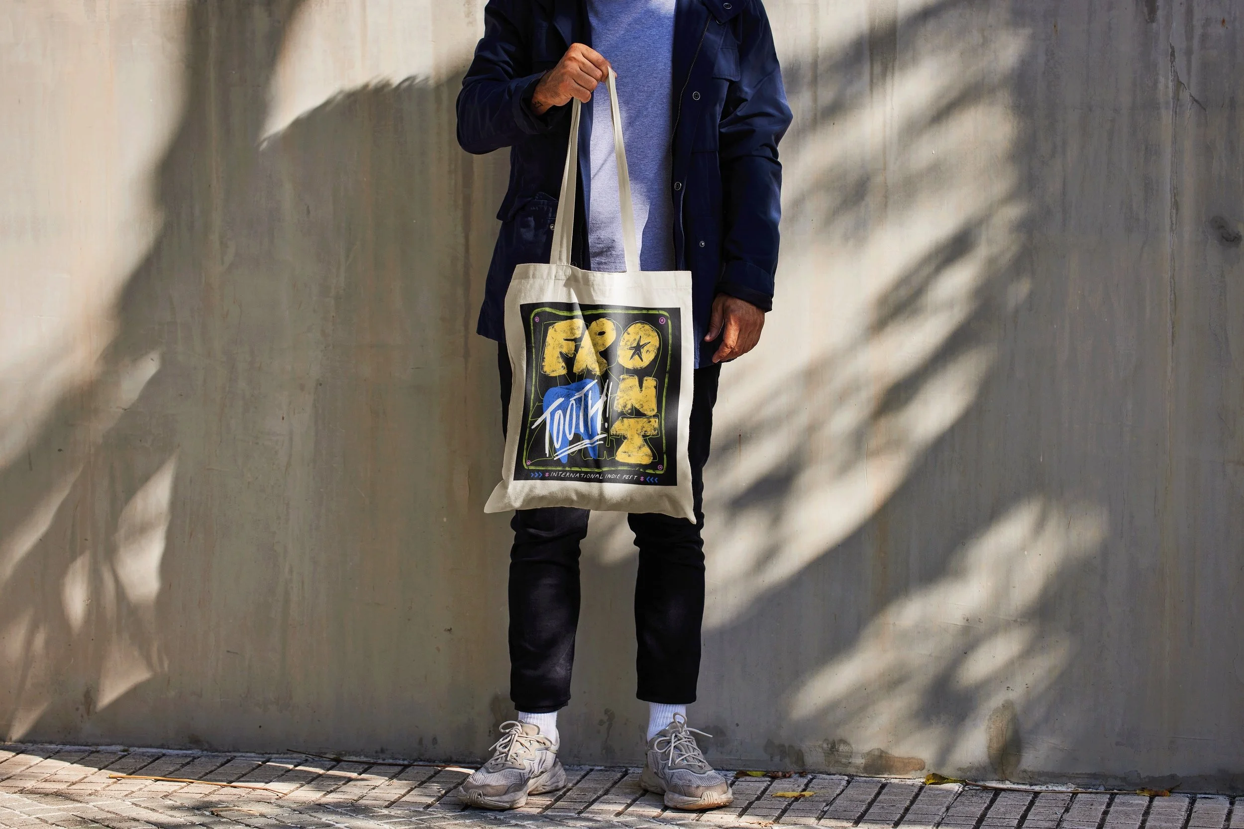 tote+bag+mockup.jpg