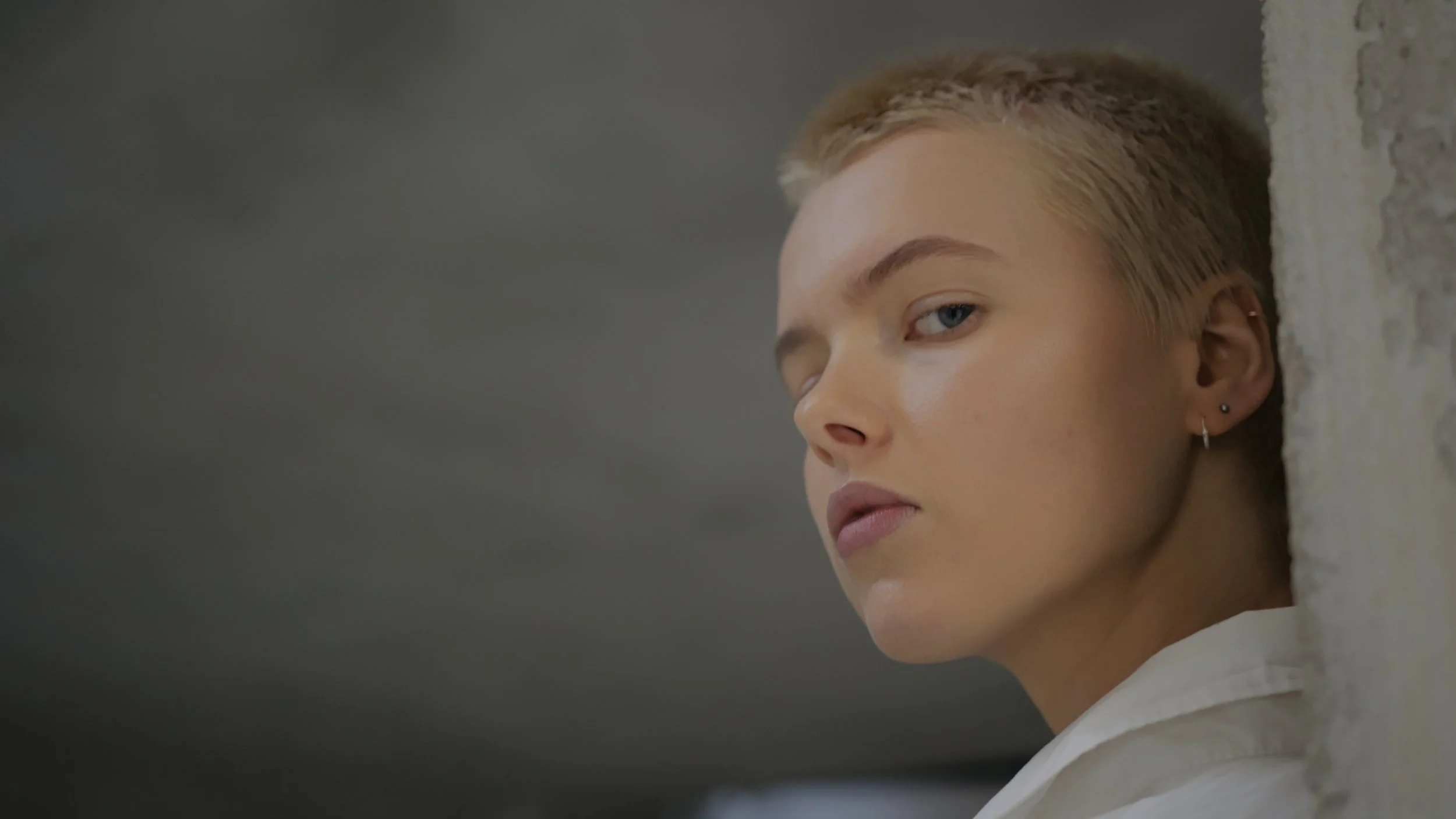 WHITESAND_FW23_STILL (2).jpg