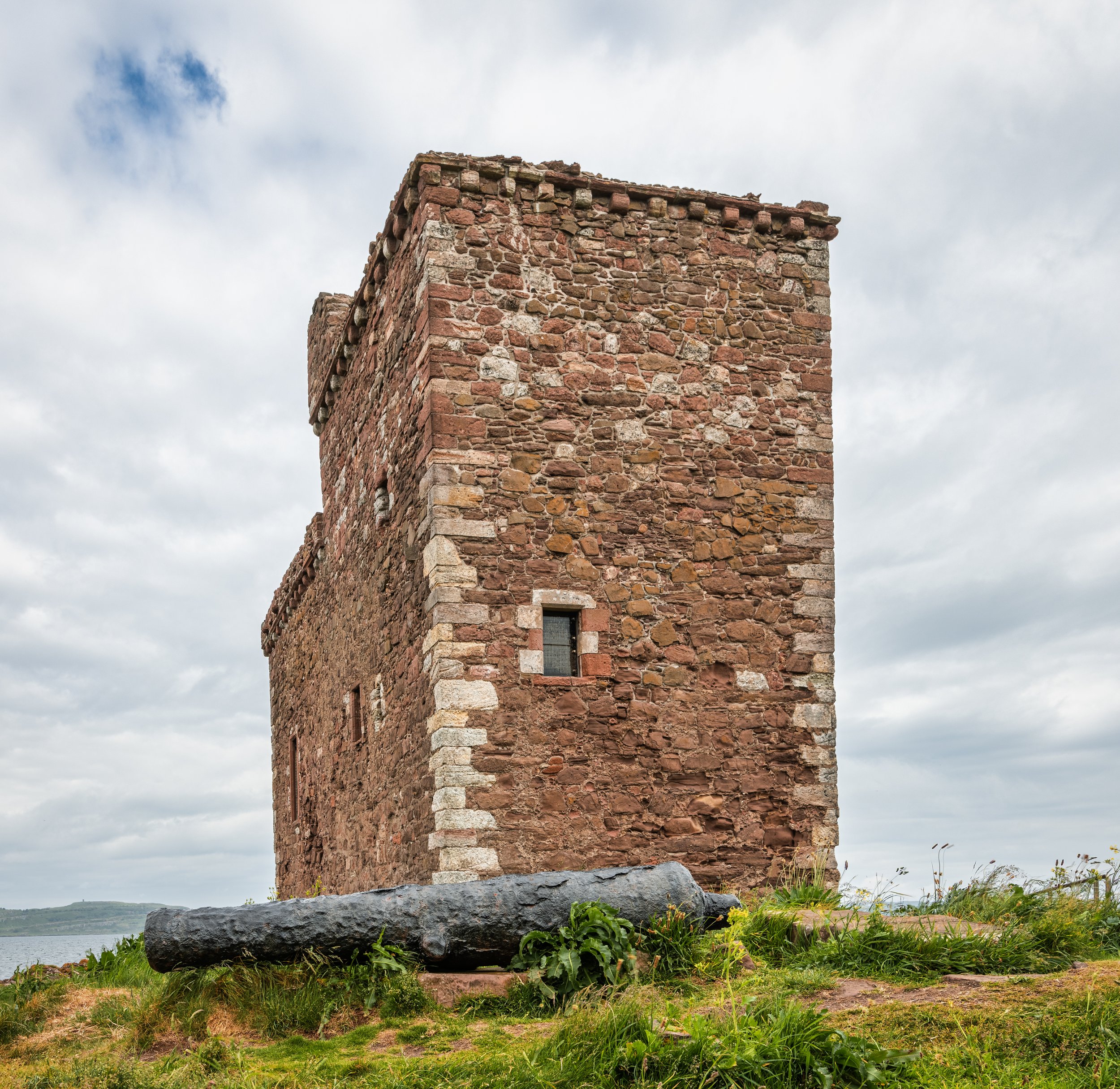 Portencross Castle (2 of 4).jpg