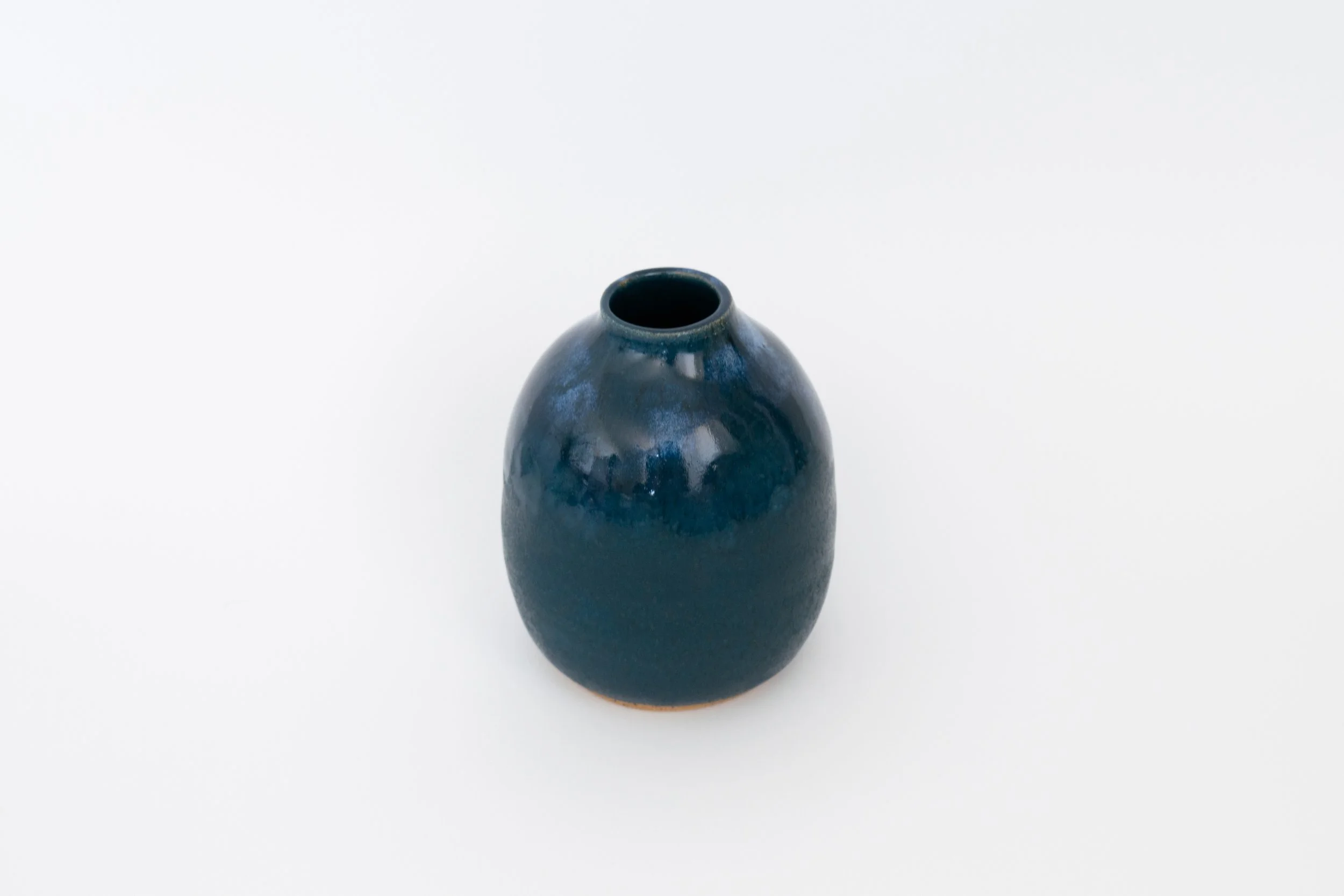 Blue Bud Vase-4.jpg
