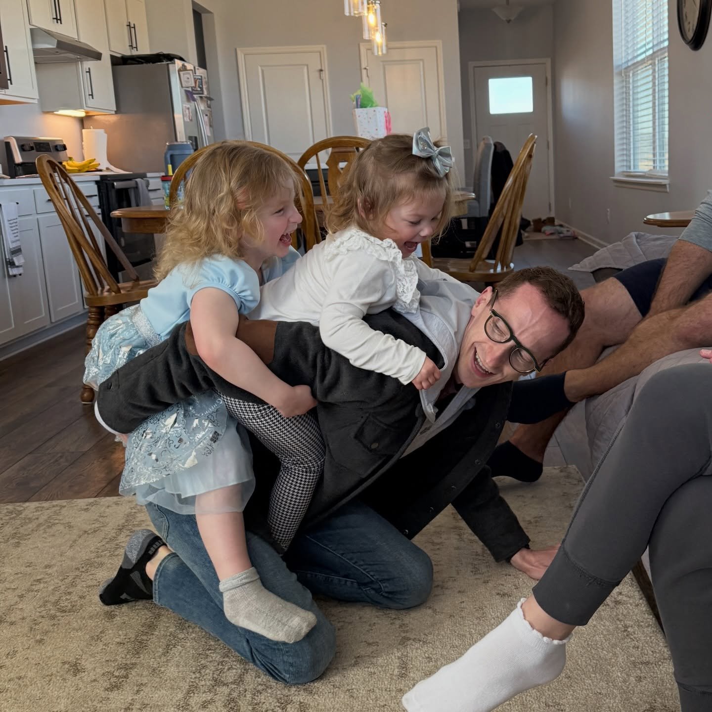 I tried to balance the sweet and chaotic moments, but here&rsquo;s 2025. ❤️😂 I learned so much in 2025: 
1. Family is and always will be the single most important thing in life
2. Sometimes the hangover is worth it when you&rsquo;re closing down a M