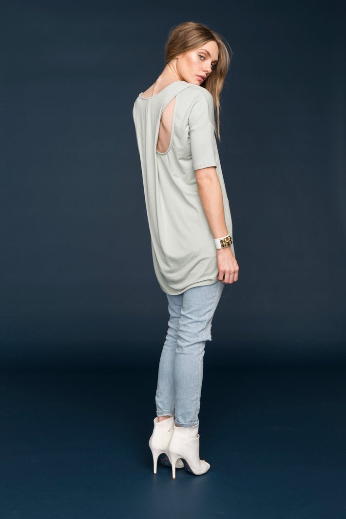 Women's Cut Out Drape Back Tunic