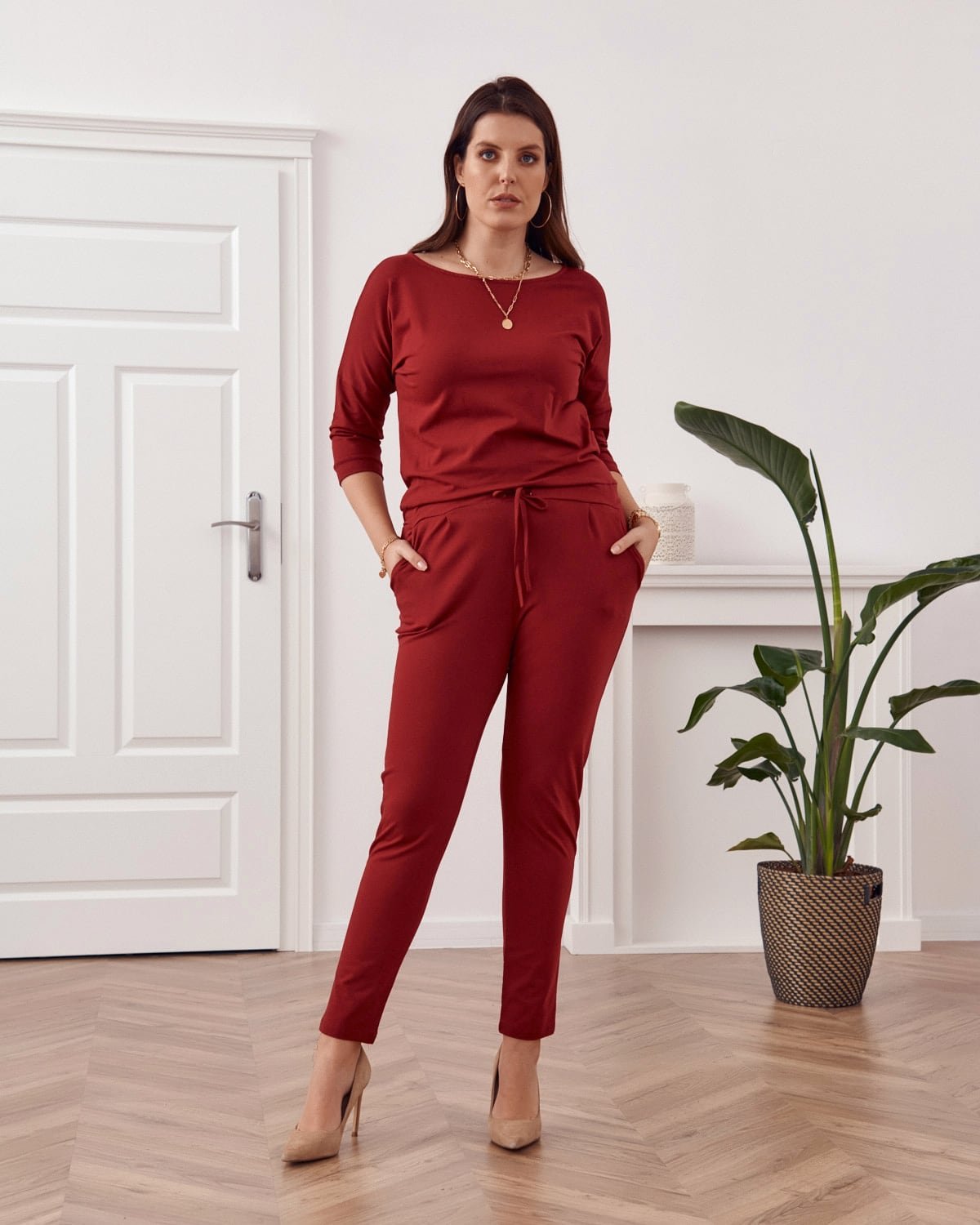 Jumpsuit with an express on the back Plus Size burgundy FK567